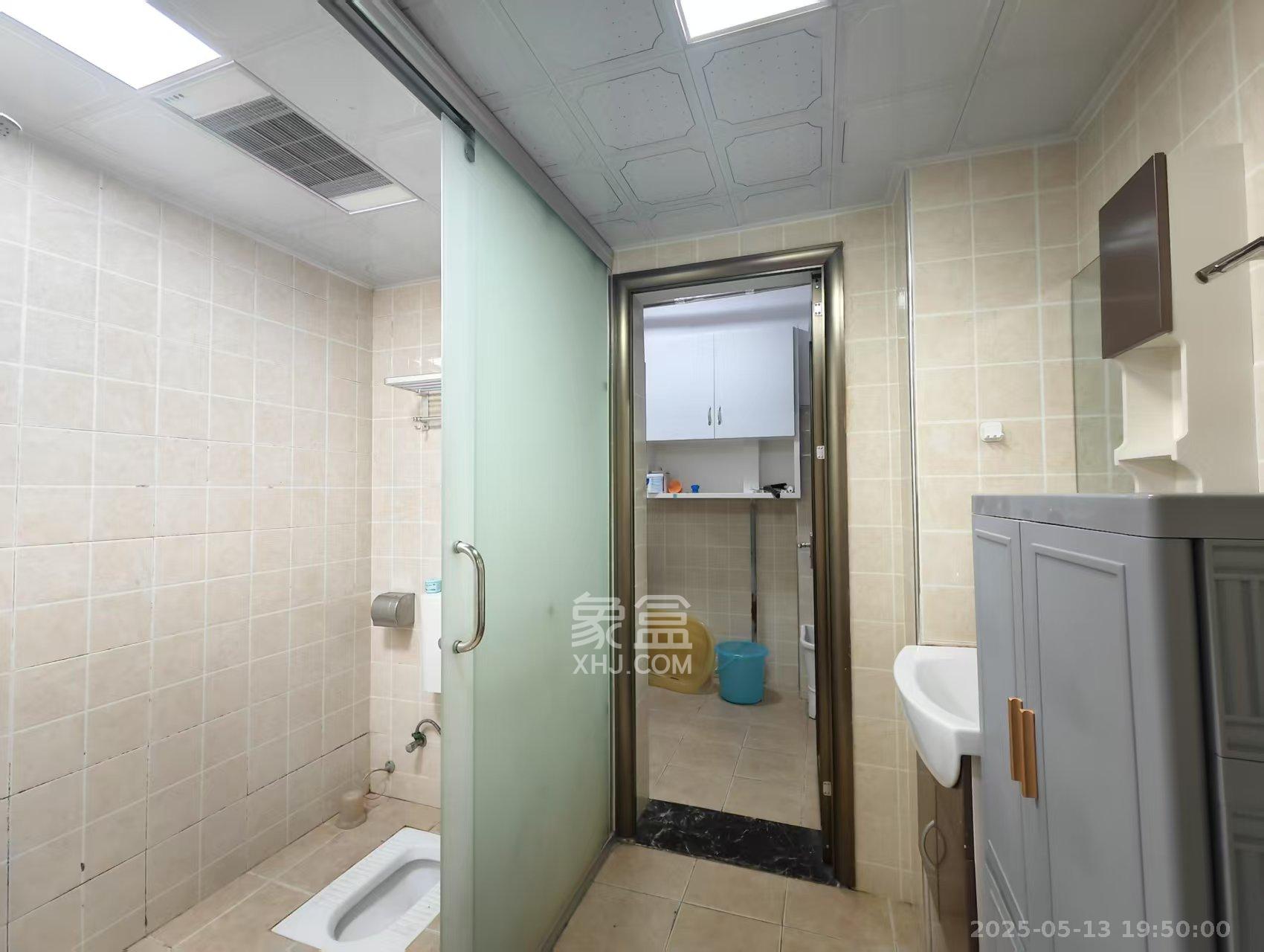 中海梅溪湖壹号 3室2厅1卫 2800.0元/月 中海梅溪湖壹号 3室2厅1卫 2800.0元/月室内图