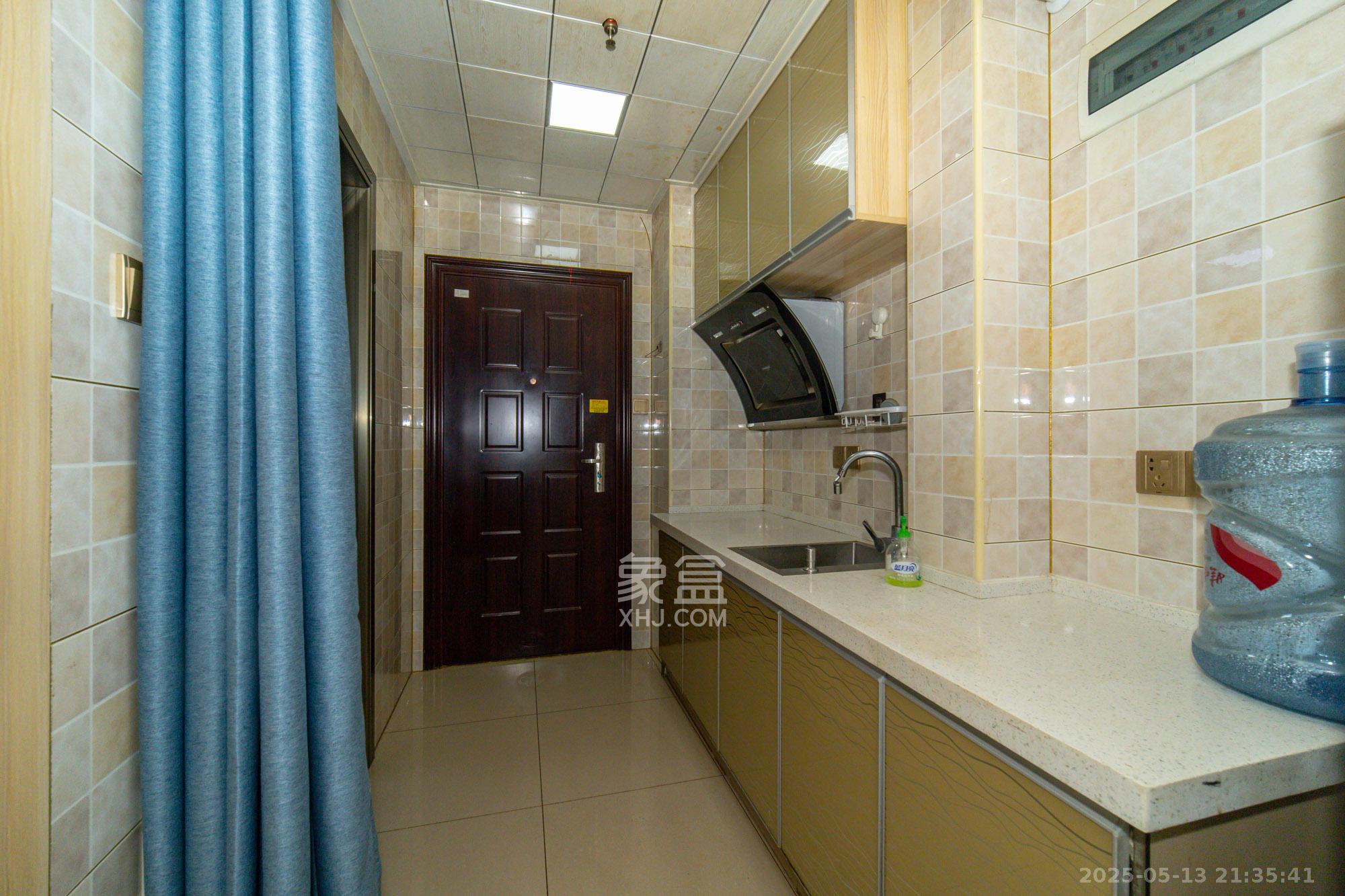 广华国际公馆(广华大厦) 1室0厅0卫 35.0万 广华国际公馆(广华大厦) 1室0厅0卫 35.0万厨房