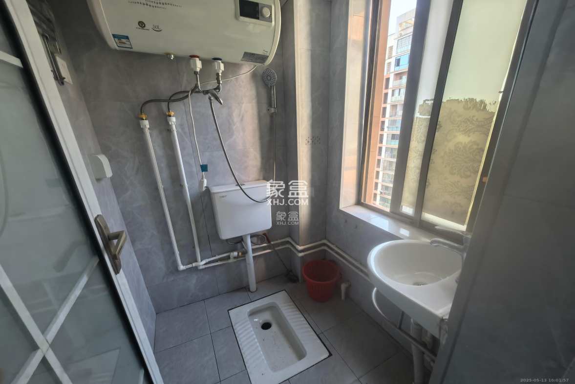 西岸润泽府  1室1厅1卫    1600.0元/月 西岸润泽府  1室1厅1卫    1600.0元/月室内图