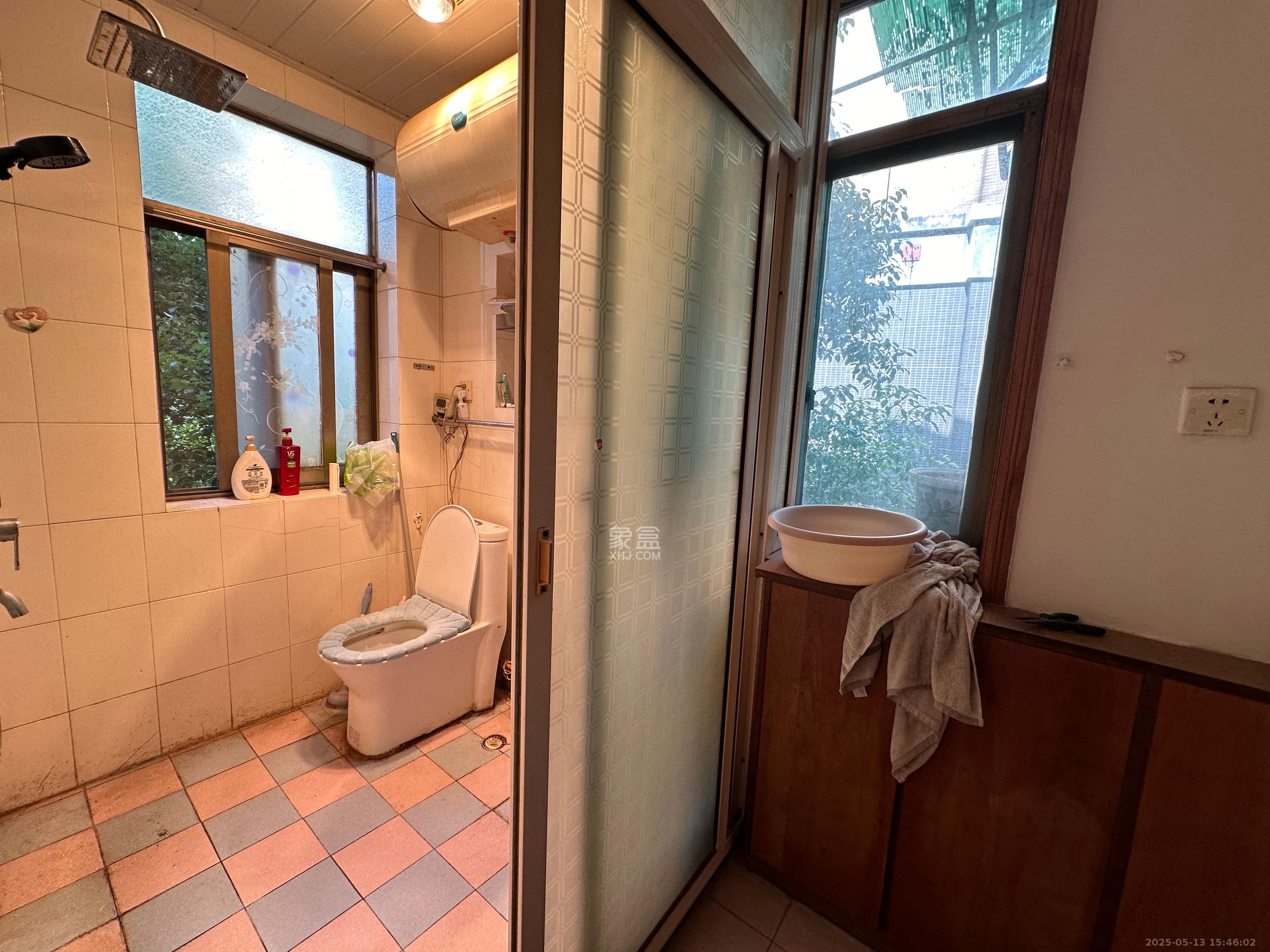 省质检局宿舍 3室2厅1卫 2000.0元/月 省质检局宿舍 3室2厅1卫 2000.0元/月室内图