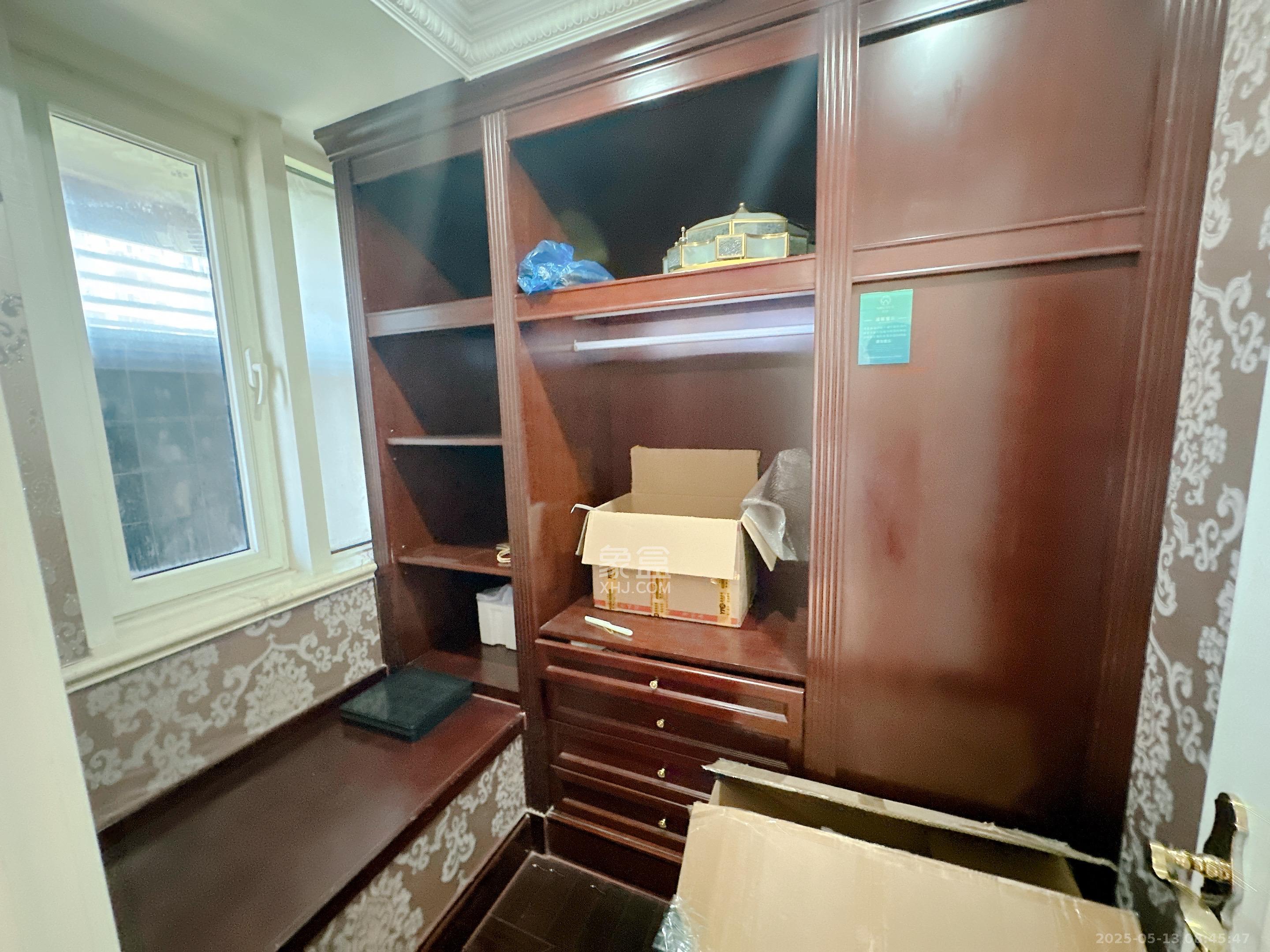 万达公馆 4室2厅4卫 8500.0元/月 万达公馆 4室2厅4卫 8500.0元/月室内图