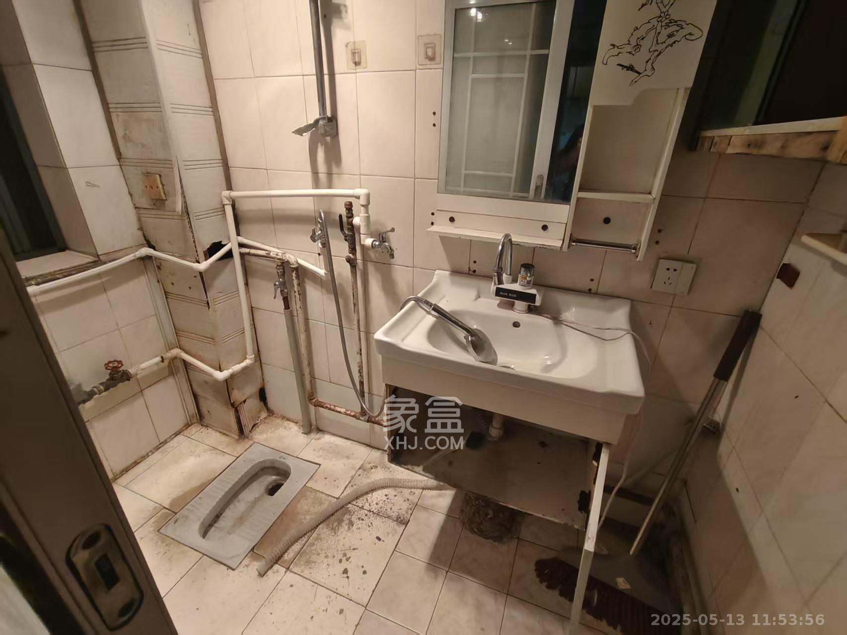 移动科技有限公司职工住宅楼  2室2厅1卫   1200.00元/月