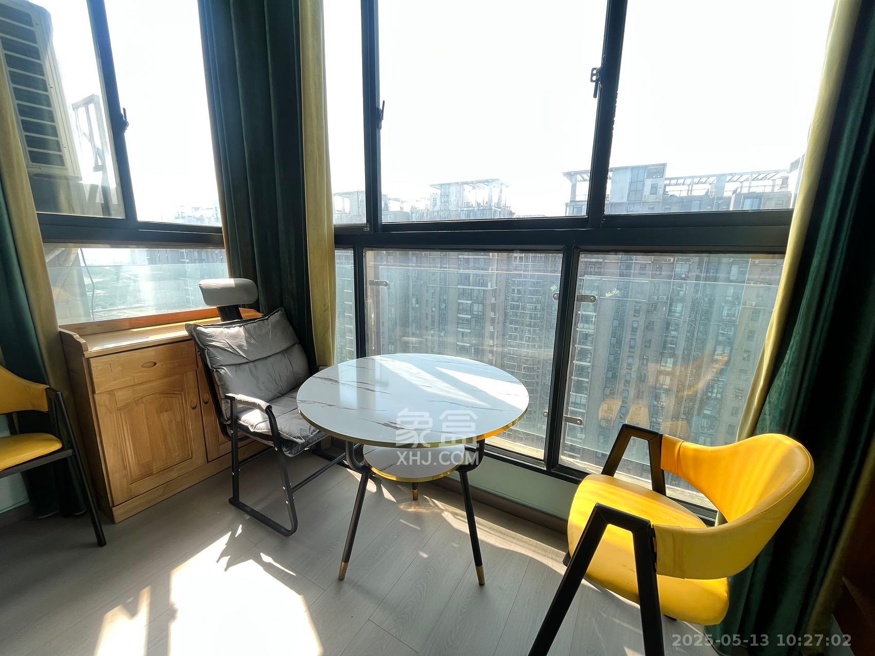 湘江世纪城星江苑 2室2厅1卫 2400.0元/月 湘江世纪城星江苑 2室2厅1卫 2400.0元/月室内图