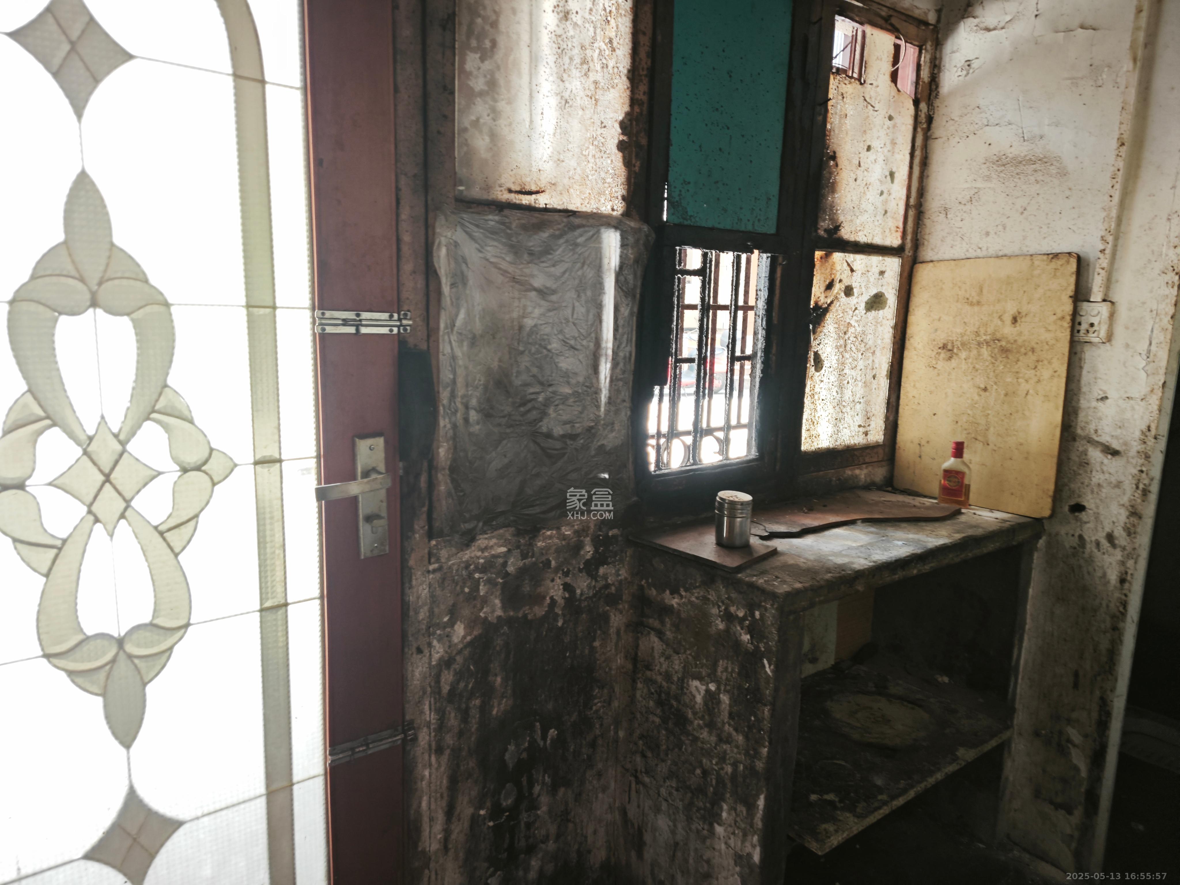 星沙四区  5室3厅3卫    2000.0元/月 星沙四区  5室3厅3卫    2000.0元/月室内图