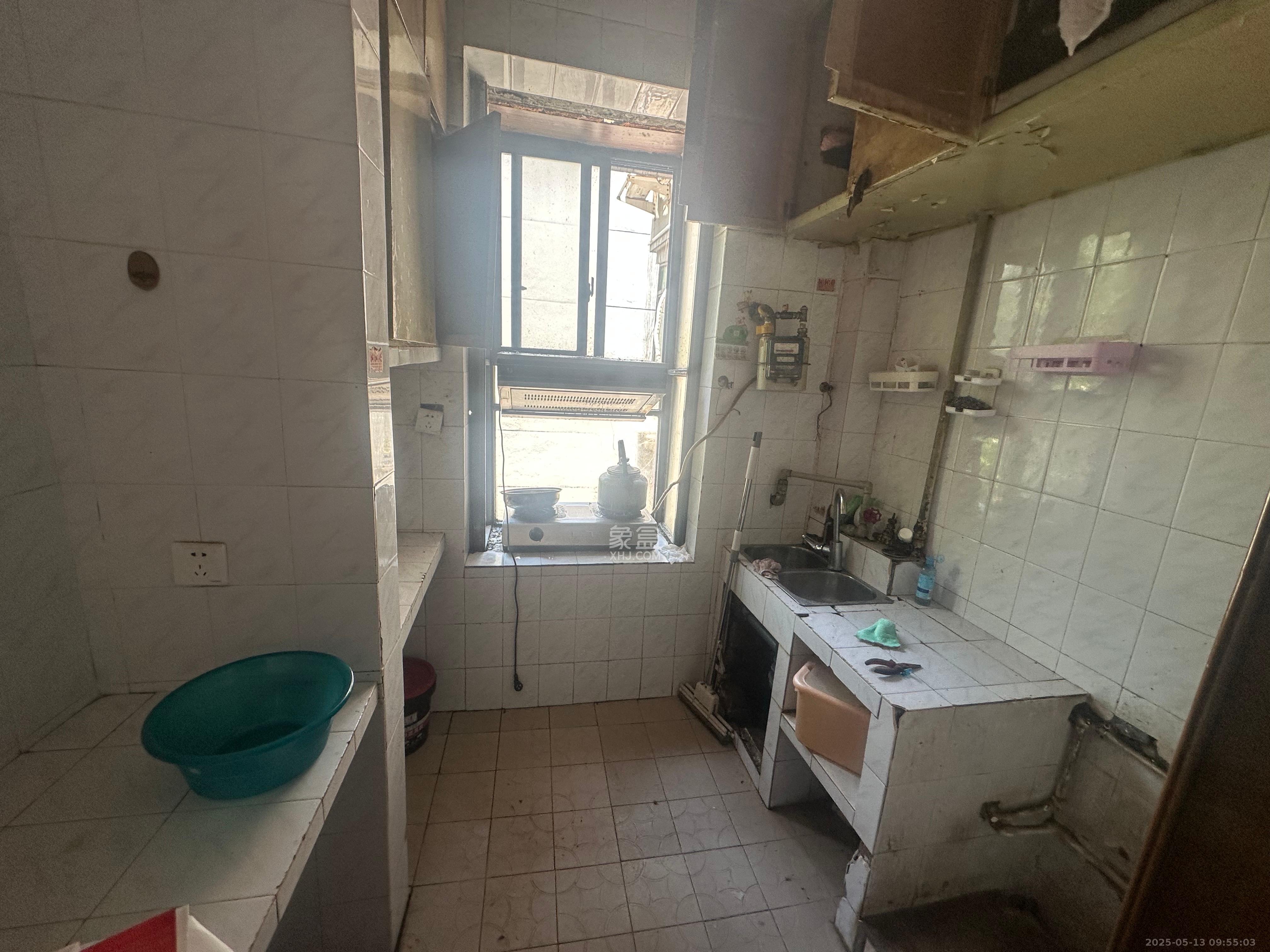 人民新村 2室1厅1卫 1400.0元/月 人民新村 2室1厅1卫 1400.0元/月室内图