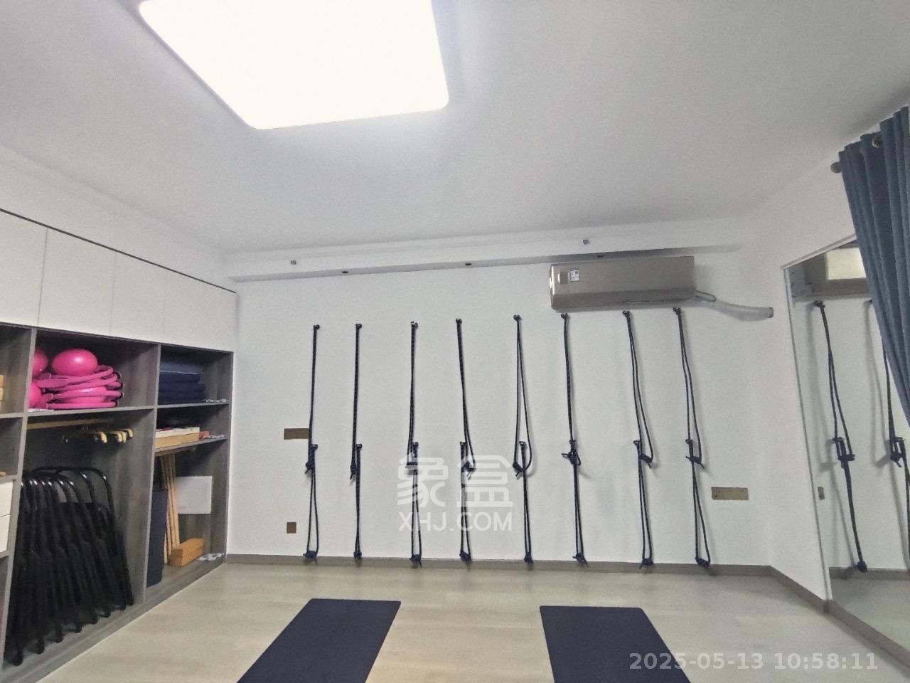 金地铂悦 1室1厅1卫 1500.0元/月 金地铂悦 1室1厅1卫 1500.0元/月室内图