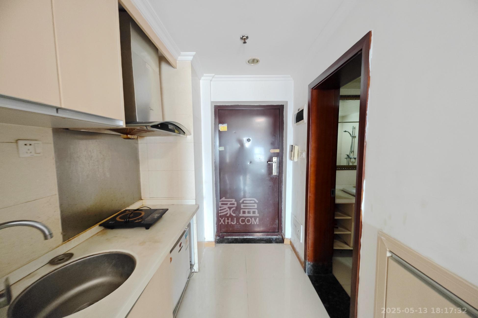 兰亭优壳(隽峰苑)  1室1厅1卫    25.0万 兰亭优壳(隽峰苑)  1室1厅1卫    25.0万厨房