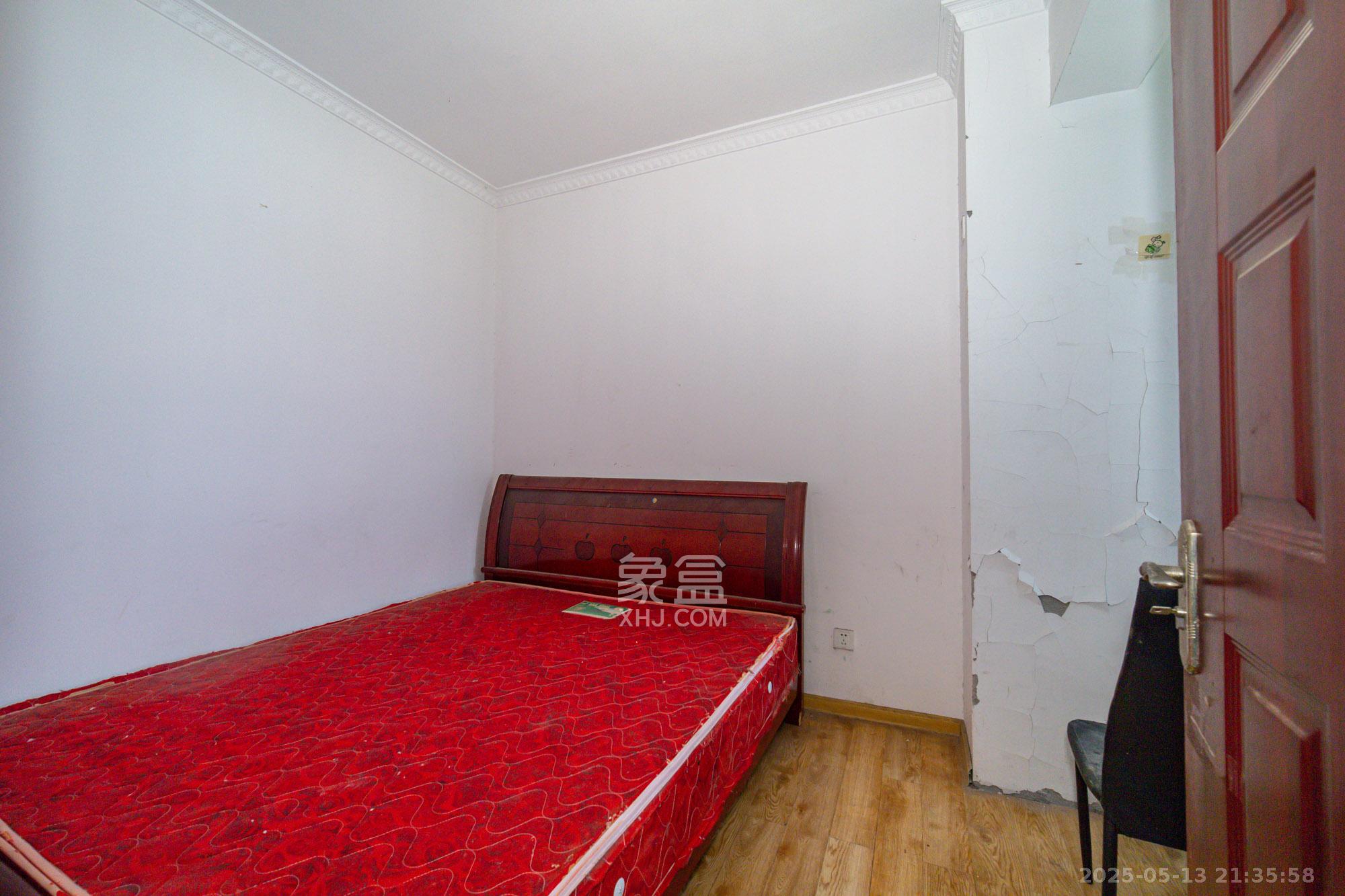 时代星城 3室2厅1卫 52.0万 时代星城 3室2厅1卫 52.0万卧室