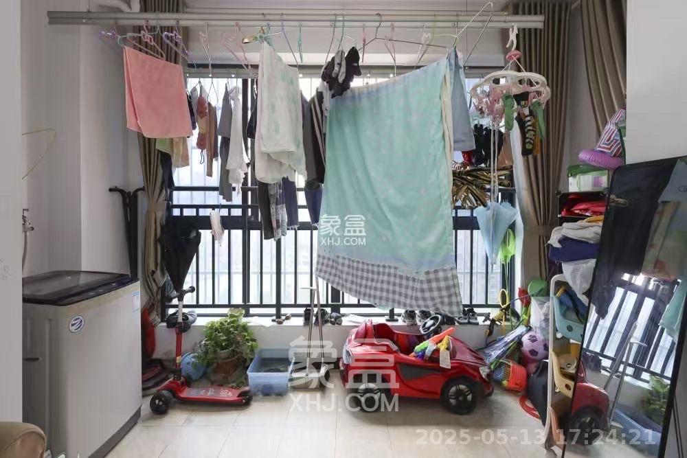 滨江海棠湾 3室2厅1卫 2000.0元/月 滨江海棠湾 3室2厅1卫 2000.0元/月室内图