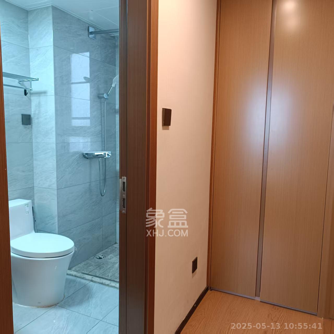 万科魅力之城天阔里 4室2厅2卫 3700.0元/月 万科魅力之城天阔里 4室2厅2卫 3700.0元/月室内图