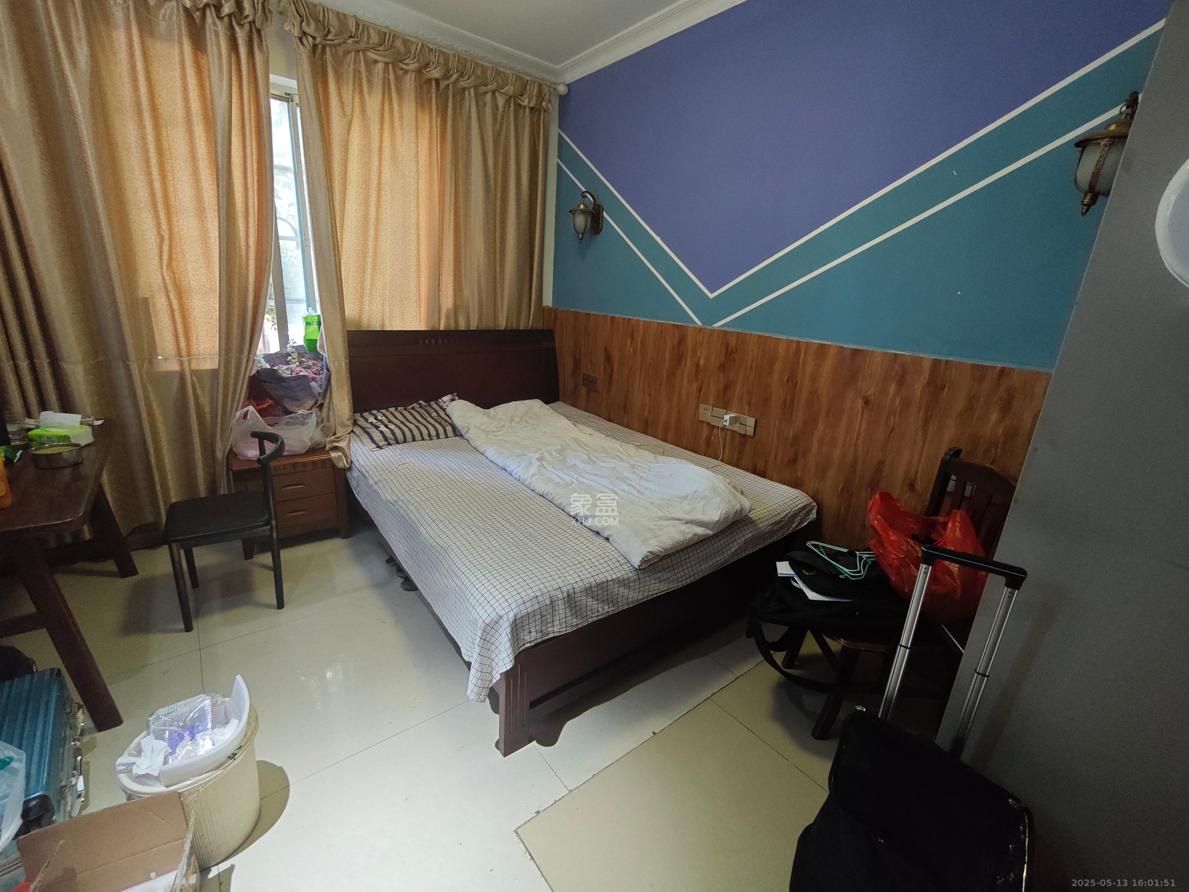 红树湾 6室2厅4卫 3500.0元/月 红树湾 6室2厅4卫 3500.0元/月室内图