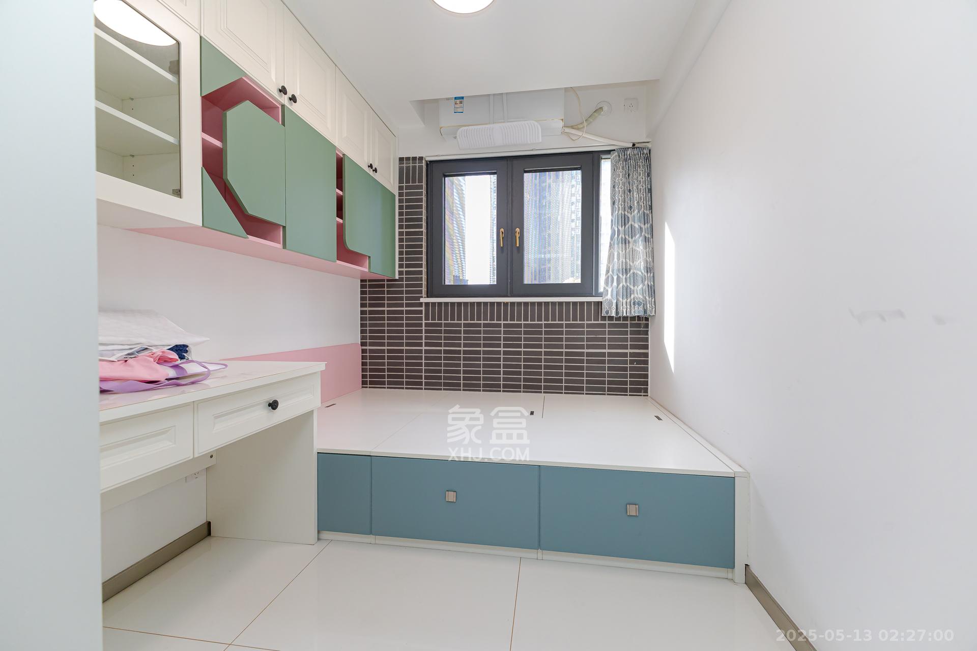 时代倾城三期  4室2厅2卫    98.0万 时代倾城三期  4室2厅2卫    98.0万卧室