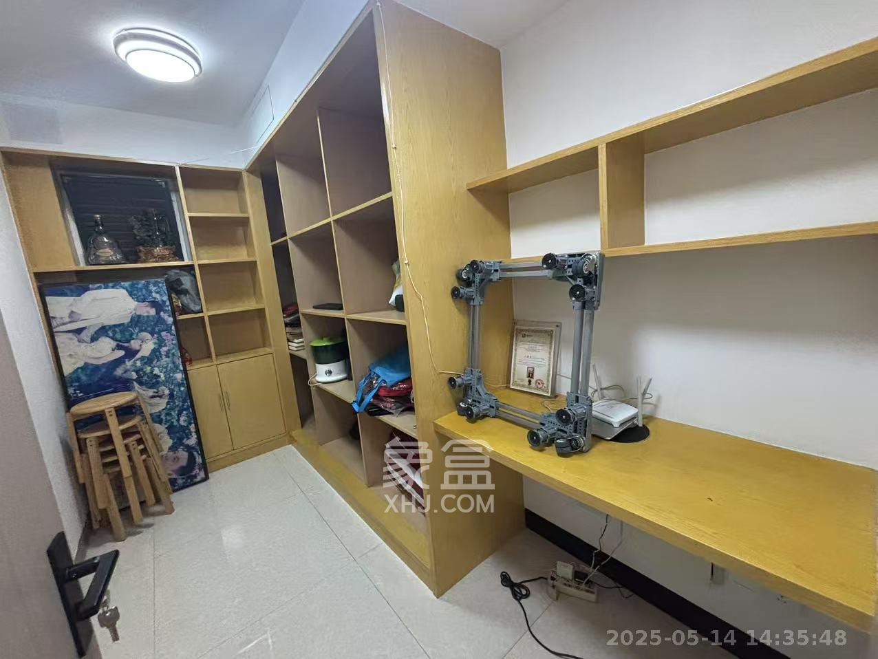 桔园小区1-8片  3室2厅1卫    2200.0元/月室内图
