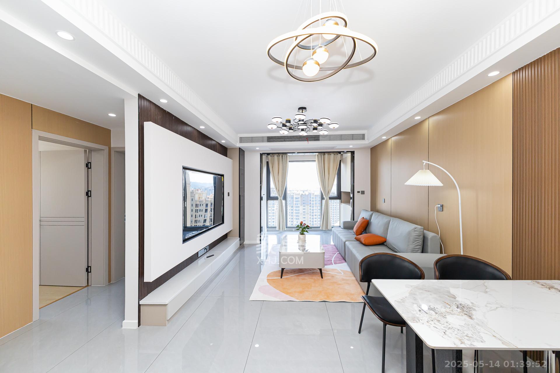 明发阅江悦府 3室2厅1卫 91.8万 明发阅江悦府 3室2厅1卫 91.8万客厅