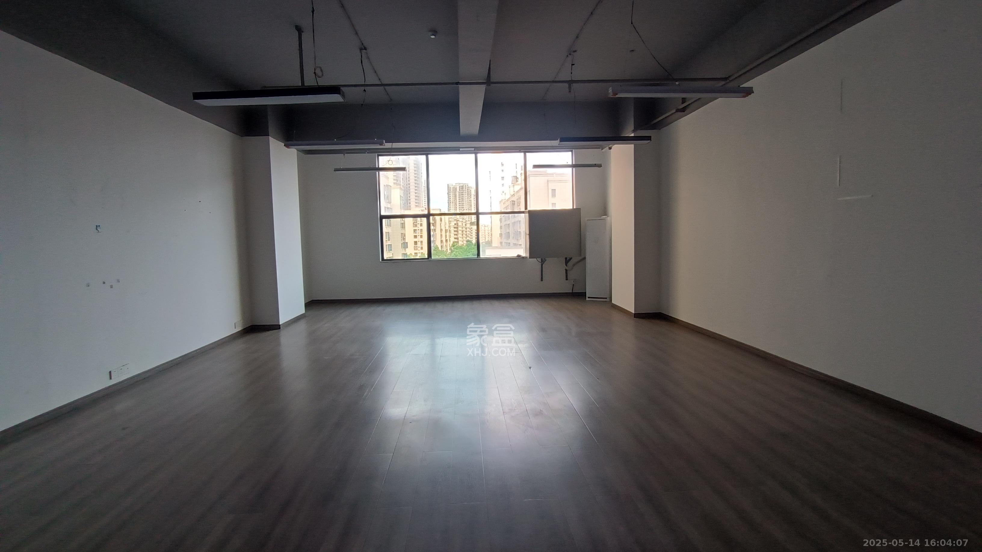 保利麓谷林语I区 1室1厅1卫 5000.0元/月 保利麓谷林语I区 1室1厅1卫 5000.0元/月室内图