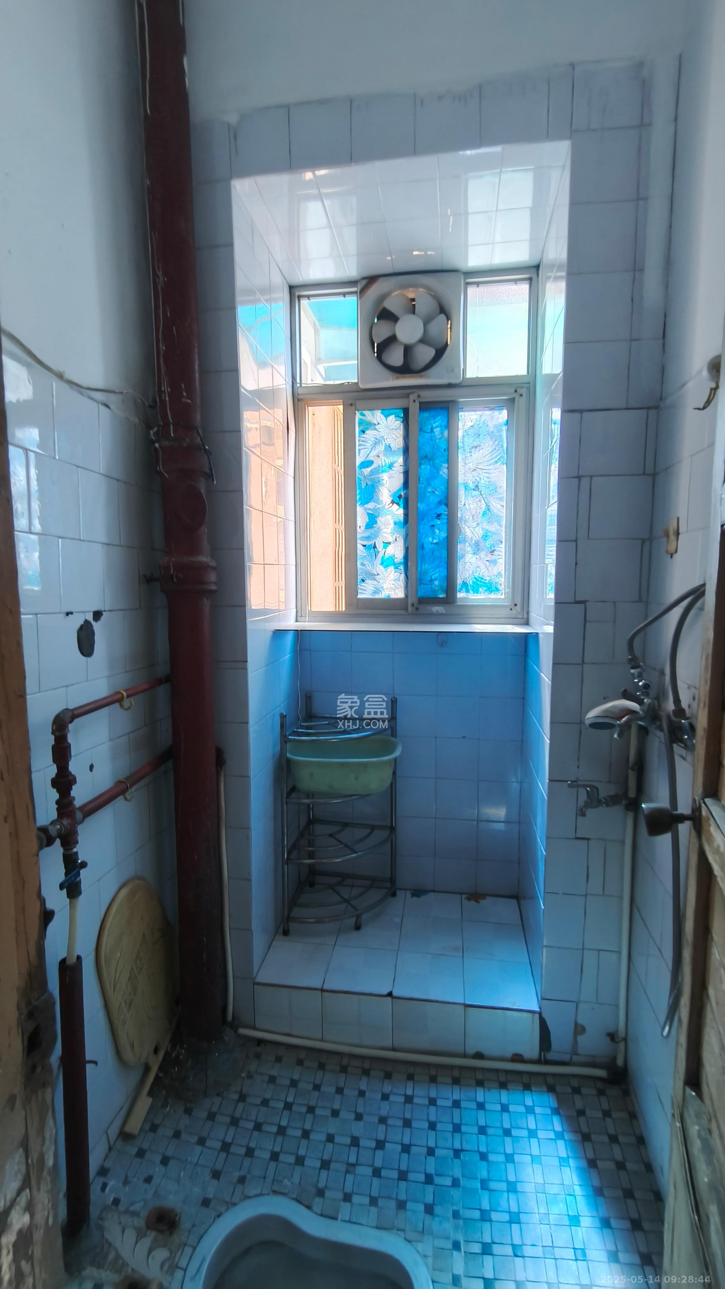 赤岗小区(一二三片) 2室1厅1卫 1000.0元/月 赤岗小区(一二三片) 2室1厅1卫 1000.0元/月室内图