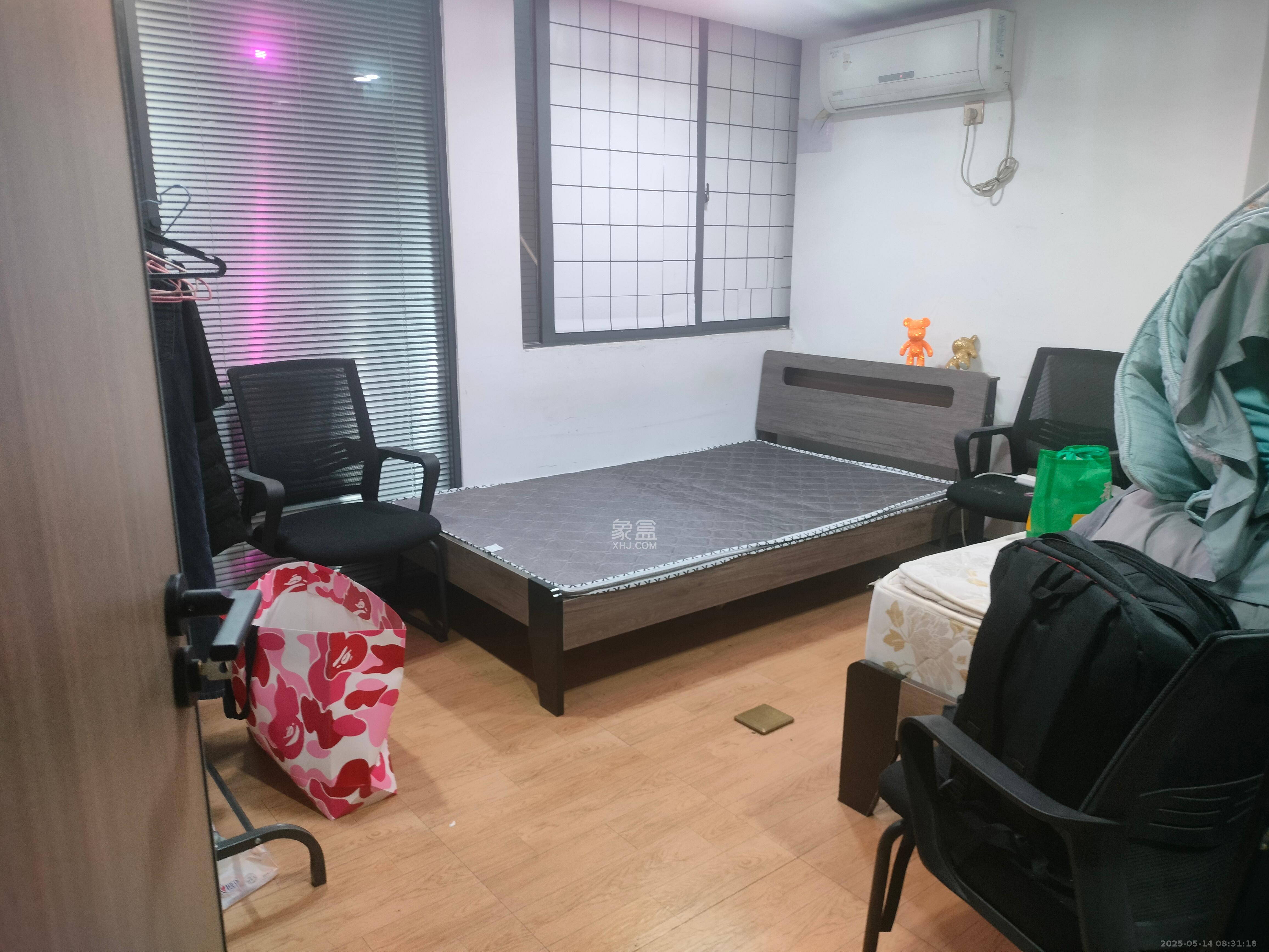 芙蓉蓉苑 3室2厅1卫 2500.0元/月 芙蓉蓉苑 3室2厅1卫 2500.0元/月室内图