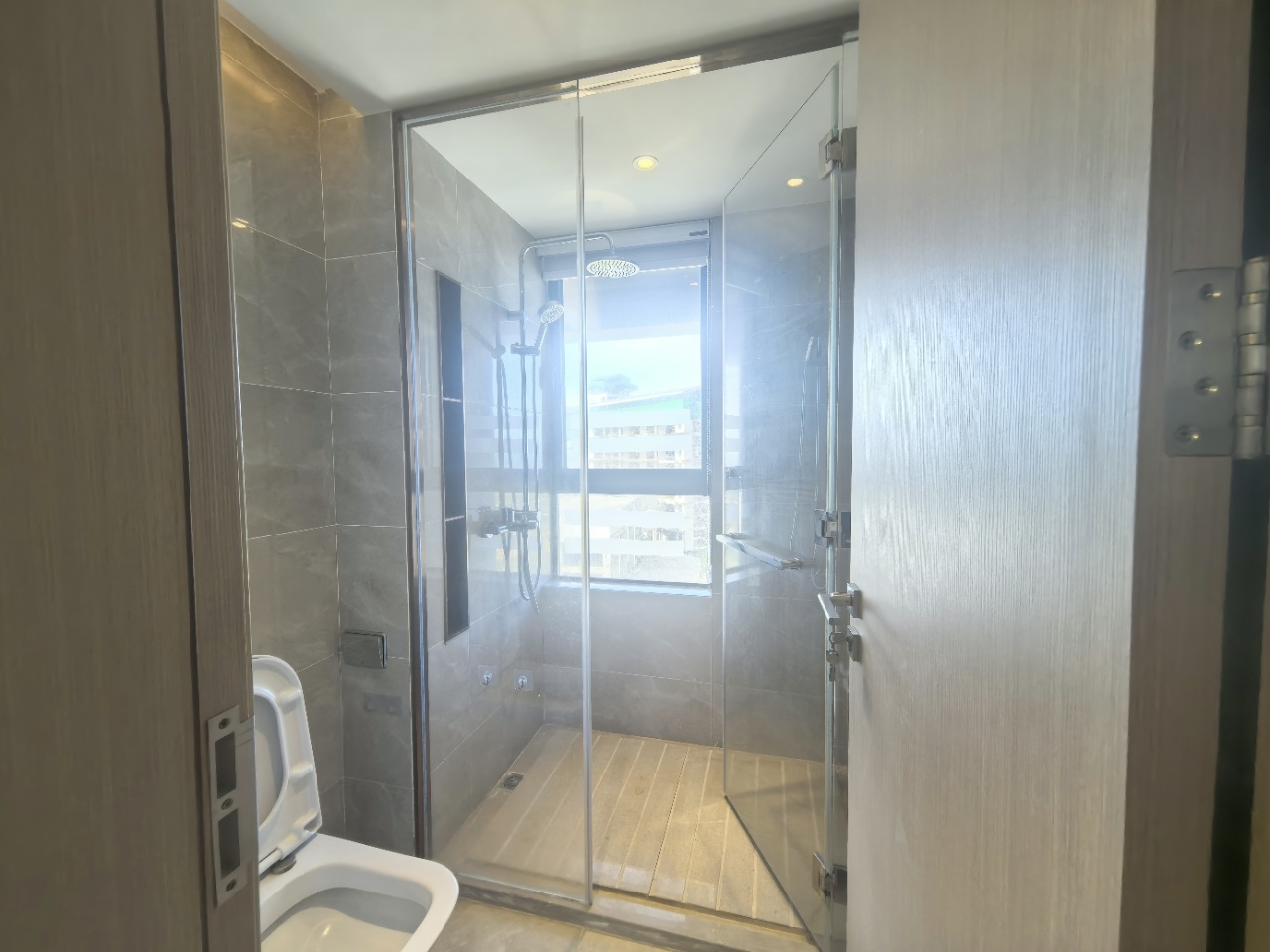 鲁能海蓝公馆 3室2厅2卫 4000.0元/月 鲁能海蓝公馆 3室2厅2卫 4000.0元/月室内图