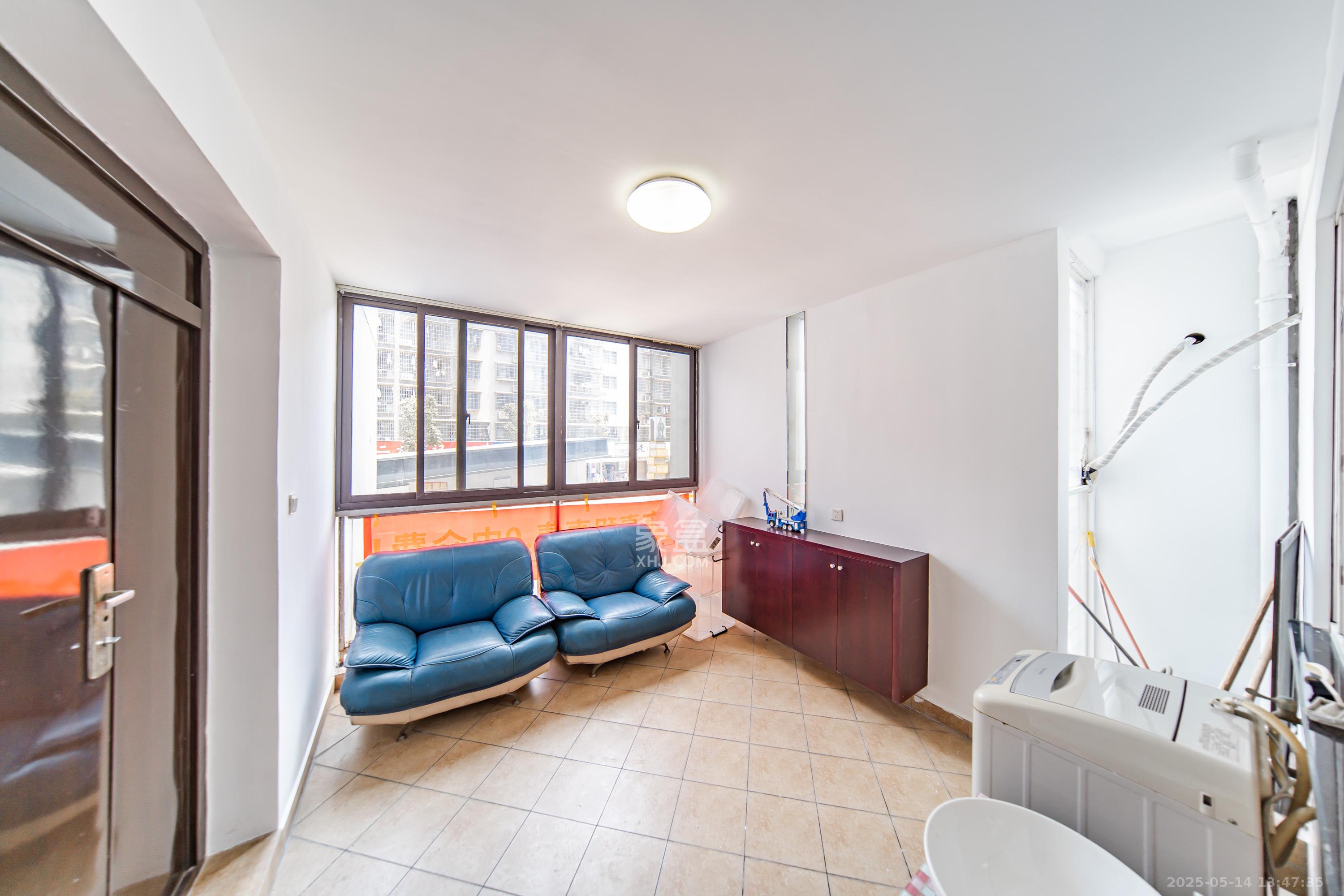 阳光100二期 4室2厅1卫 112.0万 阳光100二期 4室2厅1卫 112.0万其他