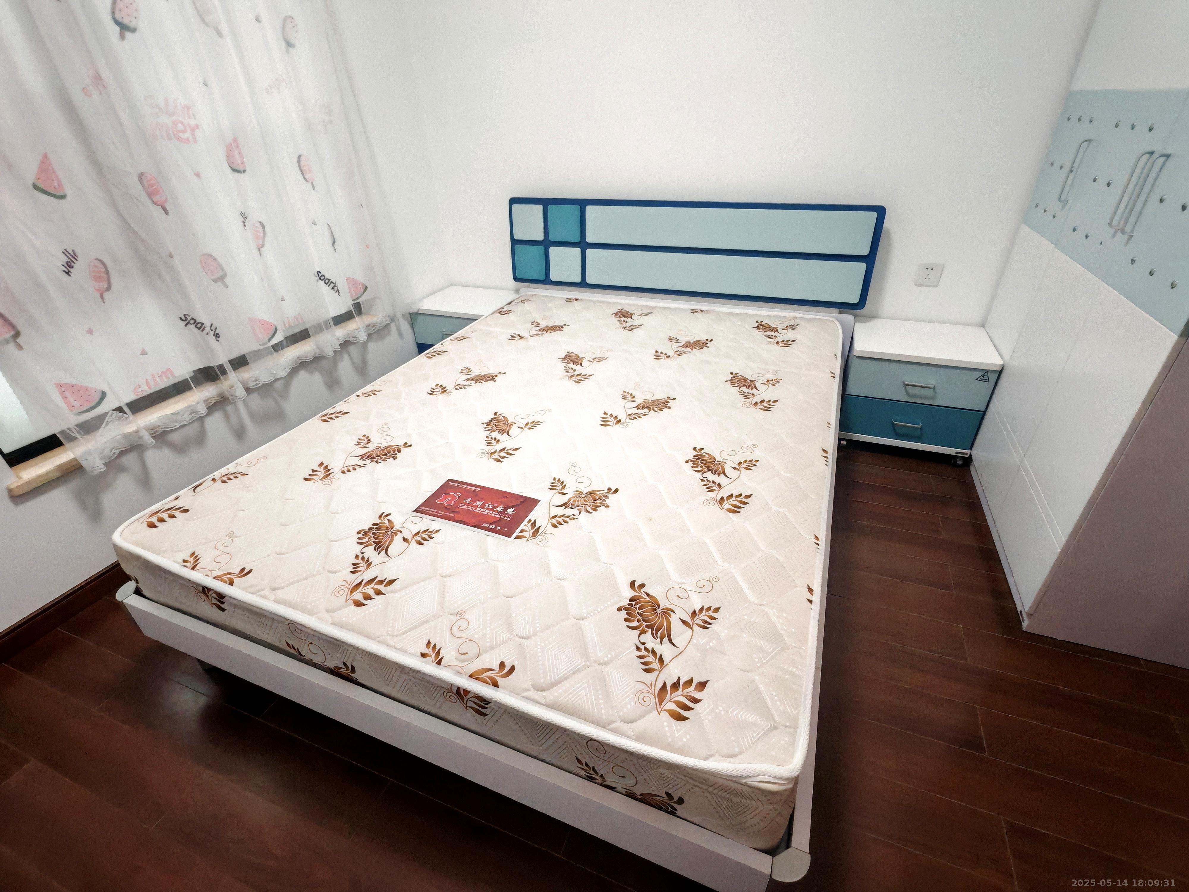 万科里金域国际  3室2厅2卫    3700.0元/月室内图