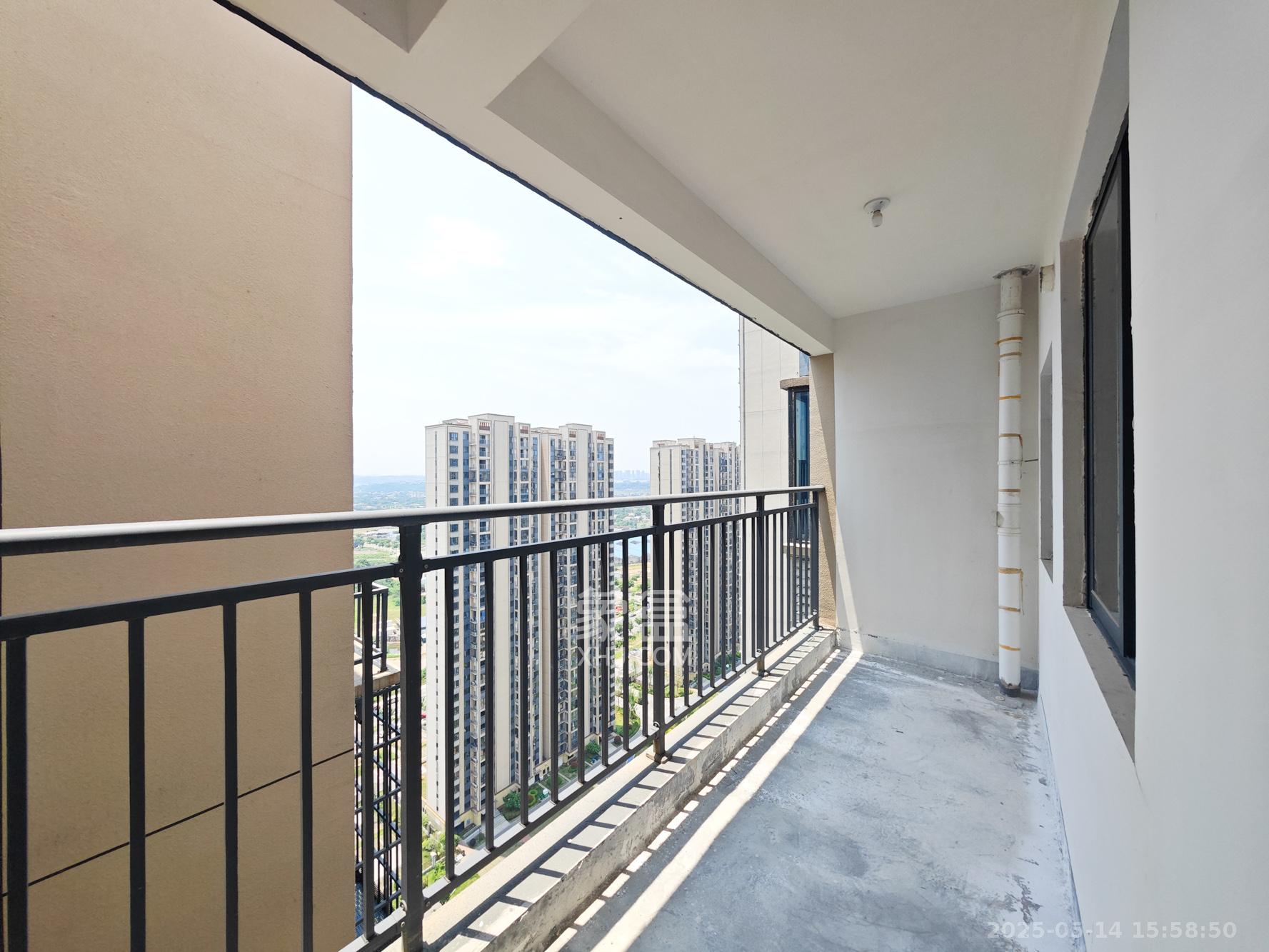 星发东宸花园 3室2厅2卫 72.8万 星发东宸花园 3室2厅2卫 72.8万其他