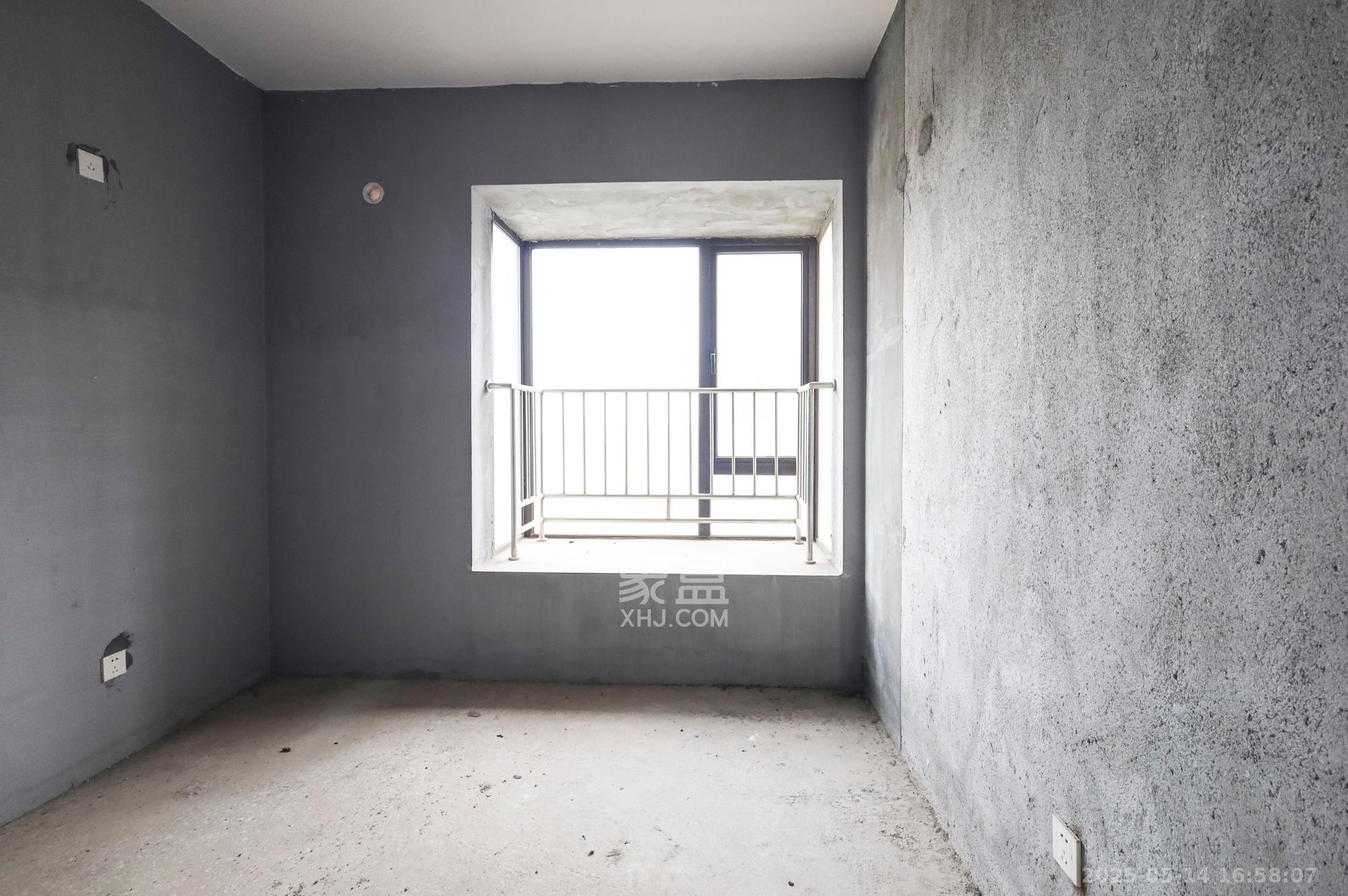 鸿邦国际城 3室2厅2卫 65.0万 鸿邦国际城 3室2厅2卫 65.0万卧室