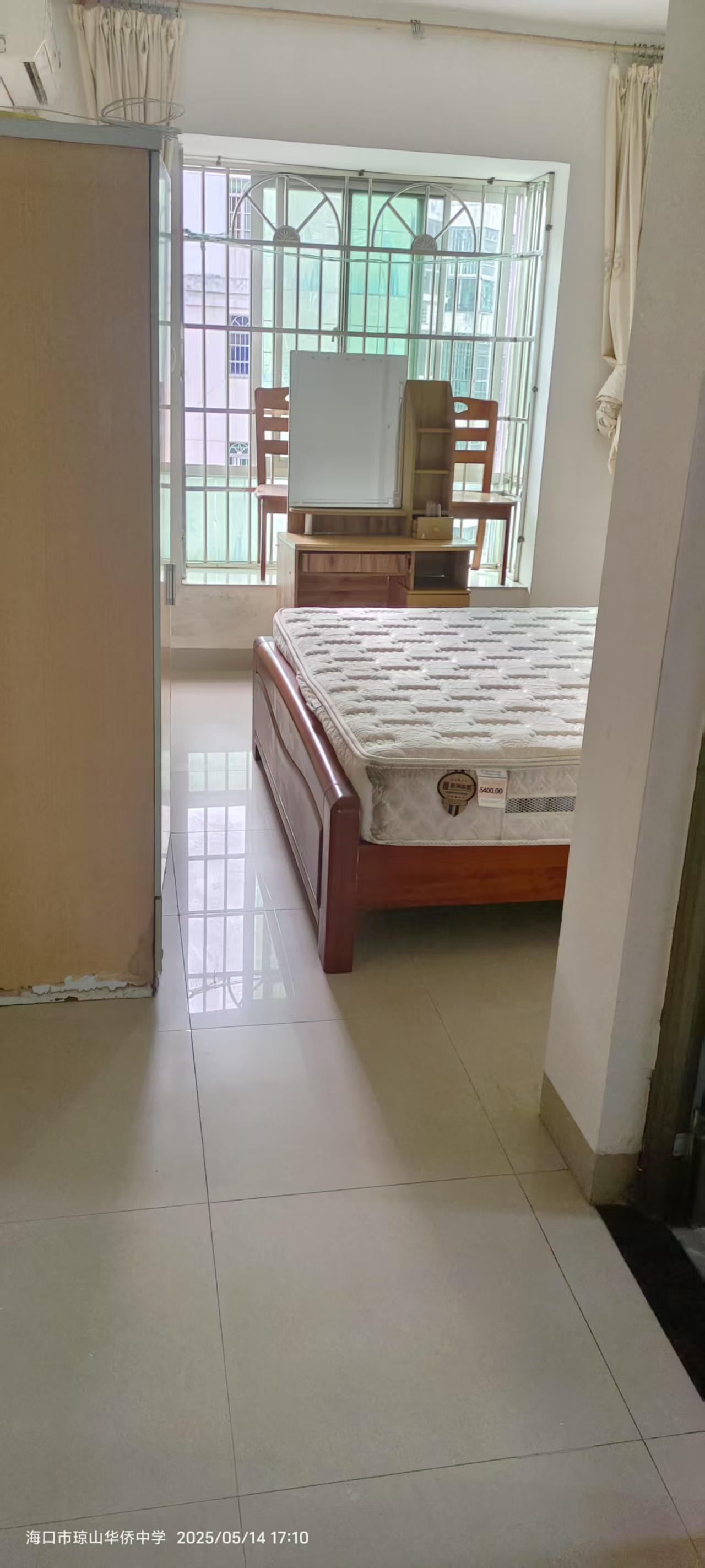 华秀小区  3室2厅2卫    2800.0元/月 华秀小区  3室2厅2卫    2800.0元/月室内图