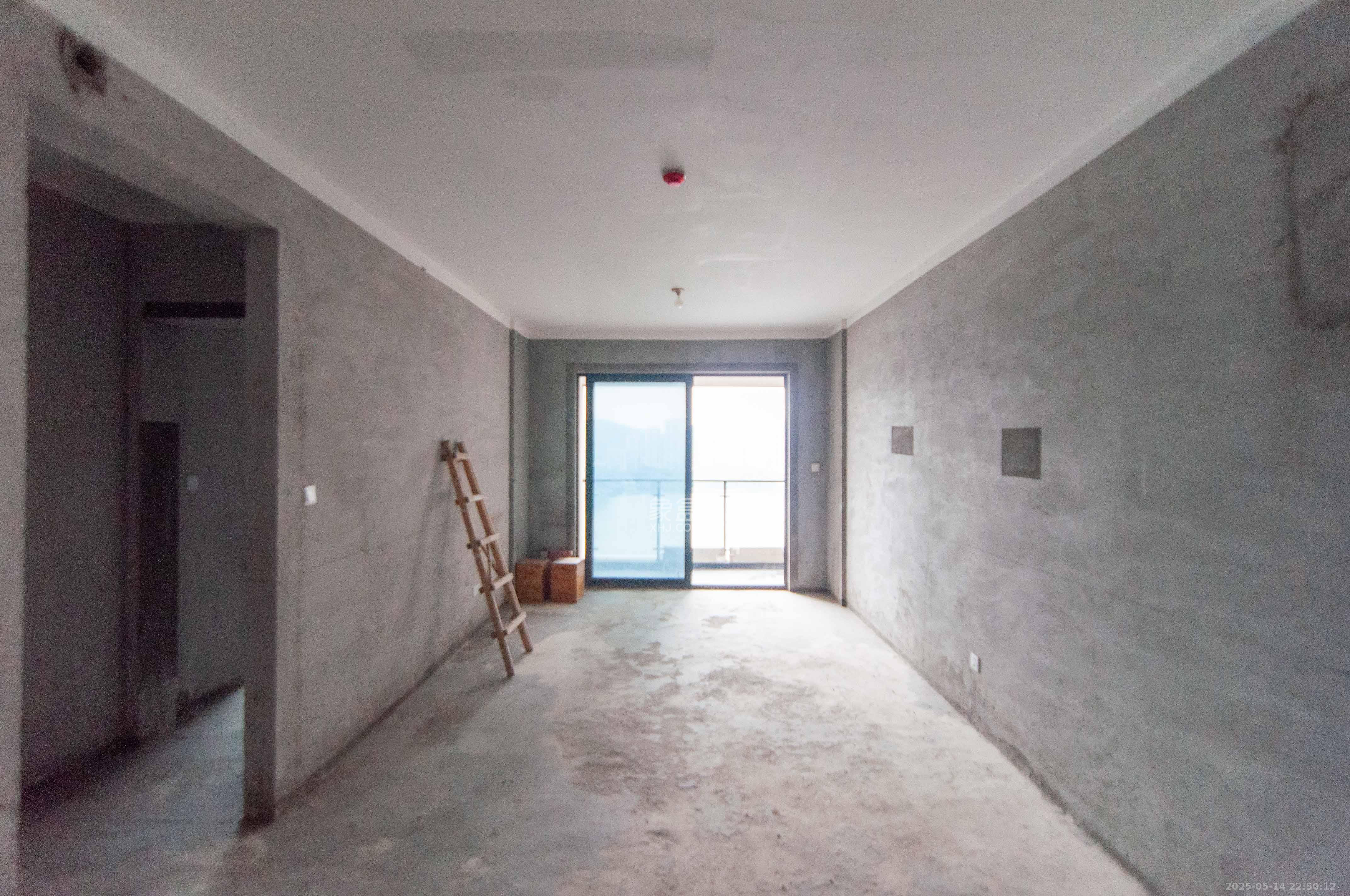 中建梅溪湖中心  3室2厅1卫   140.00万