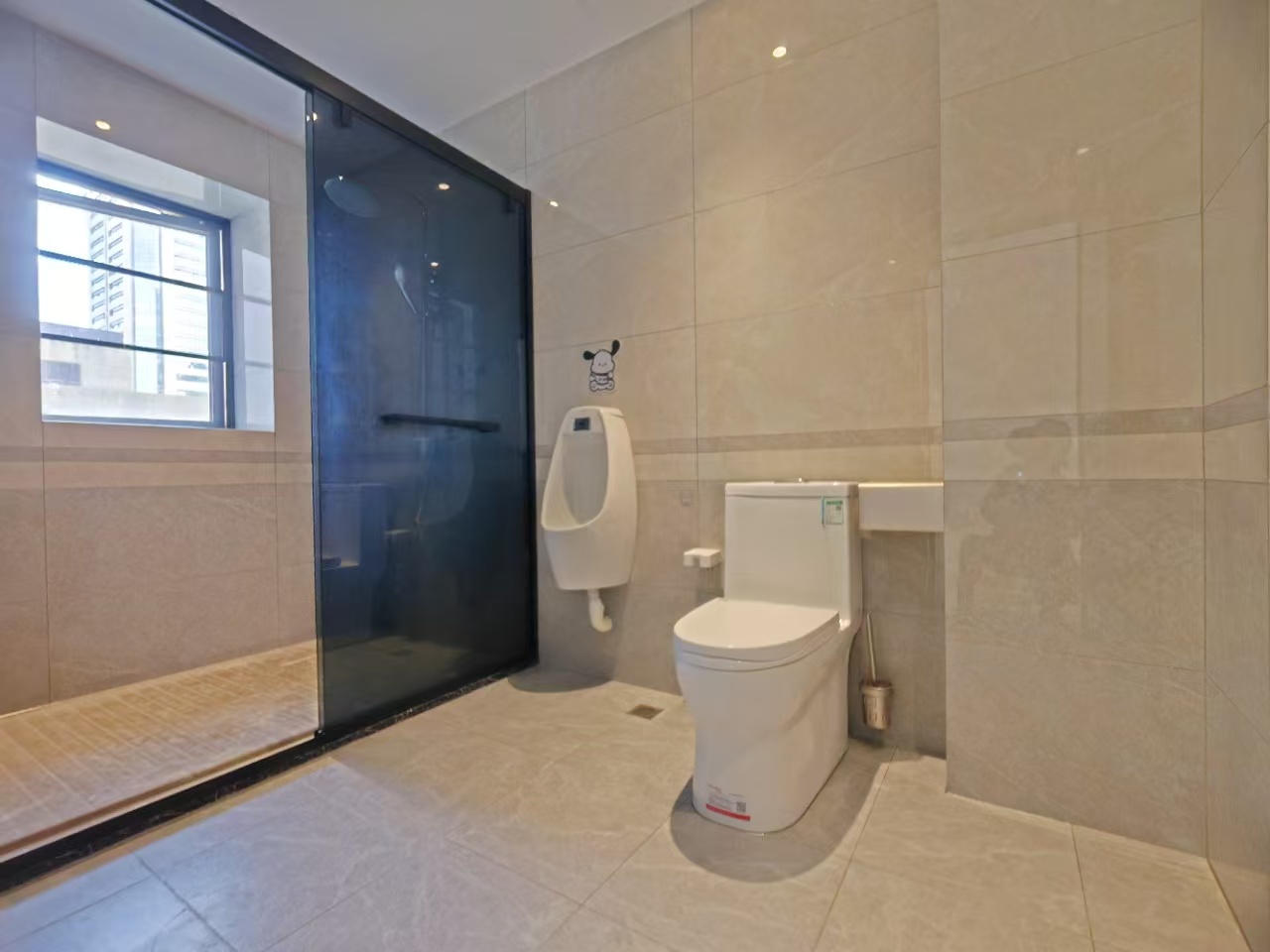 海航豪庭南苑  4室2厅3卫    10000.0元/月 海航豪庭南苑  4室2厅3卫    10000.0元/月室内图