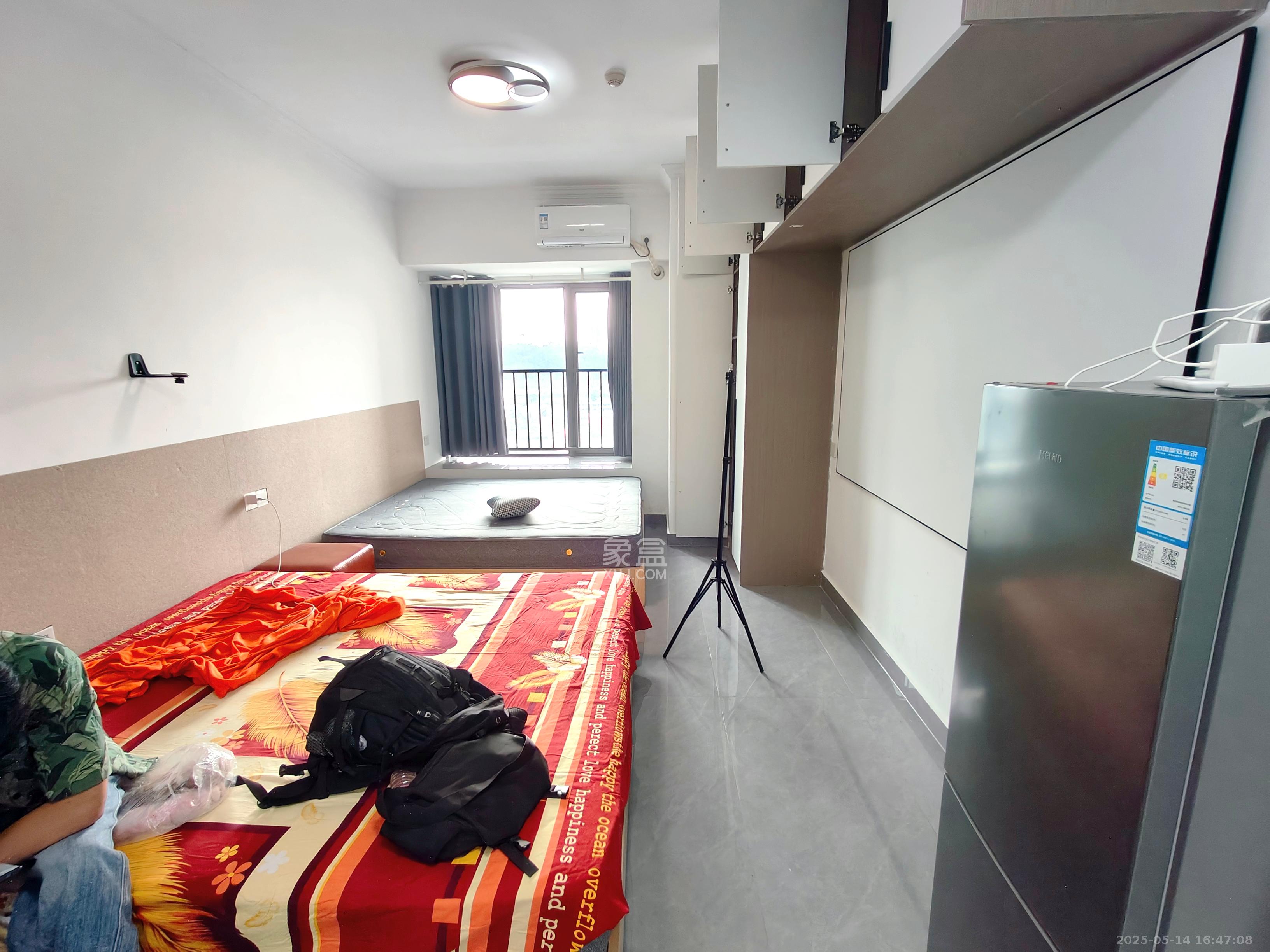 佳兆业云顶都汇 1室1厅1卫 1500.0元/月 佳兆业云顶都汇 1室1厅1卫 1500.0元/月室内图