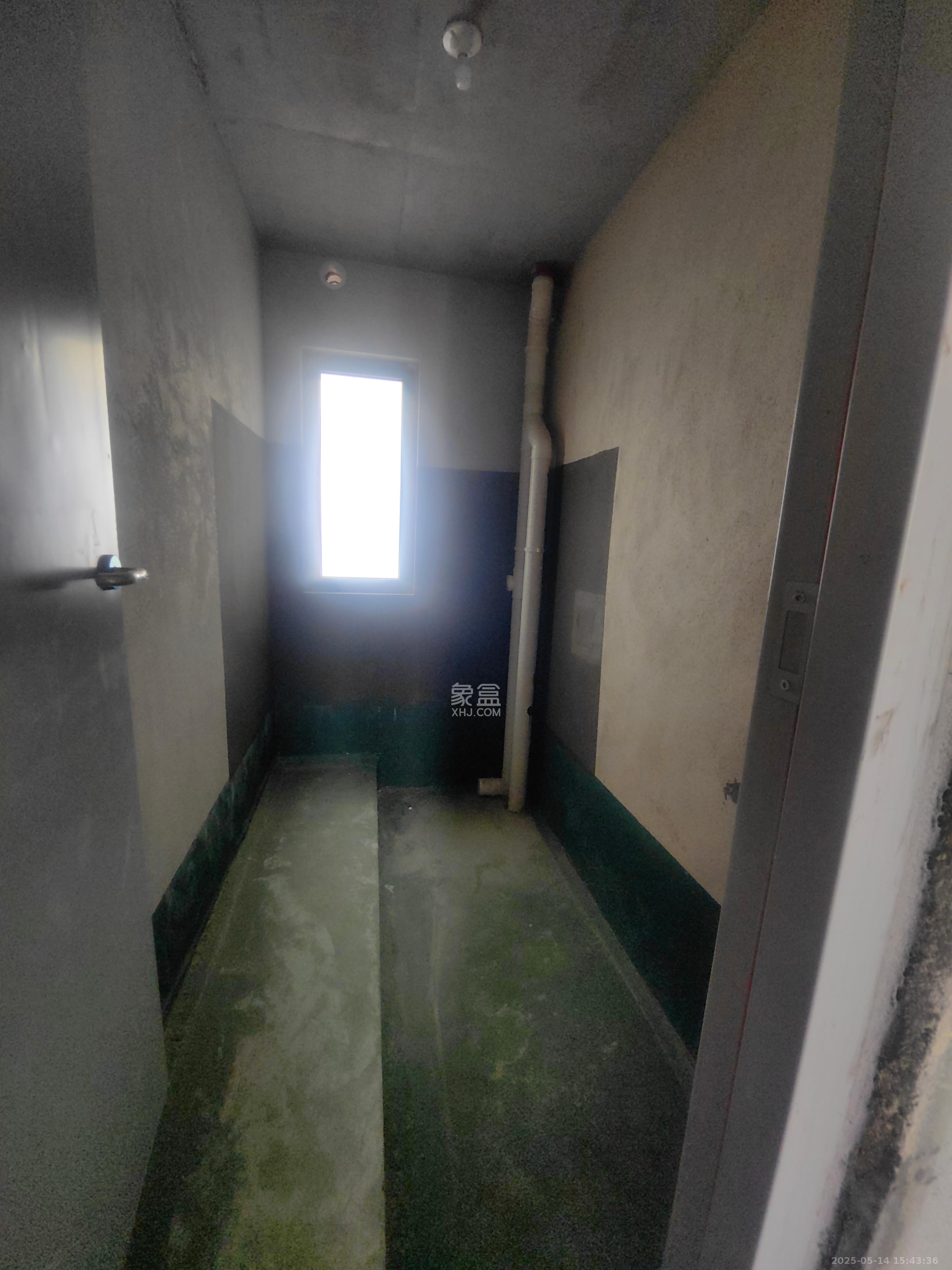 金茂长沙国际社区  3室2厅2卫    1500.0元/月 金茂长沙国际社区  3室2厅2卫    1500.0元/月室内图