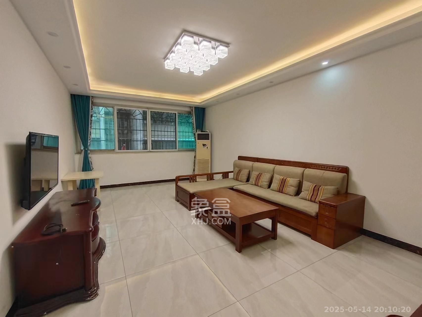 市建委宿舍  3室2厅1卫    2580.0元/月 市建委宿舍  3室2厅1卫    2580.0元/月室内图