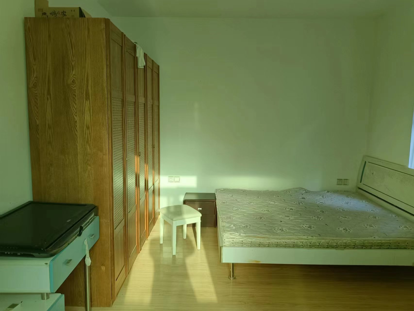 城中城 3室2厅1卫 2400.0元/月 城中城 3室2厅1卫 2400.0元/月室内图