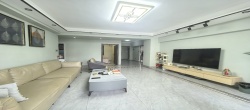 国贸大厦  3室2厅1卫   135.00万