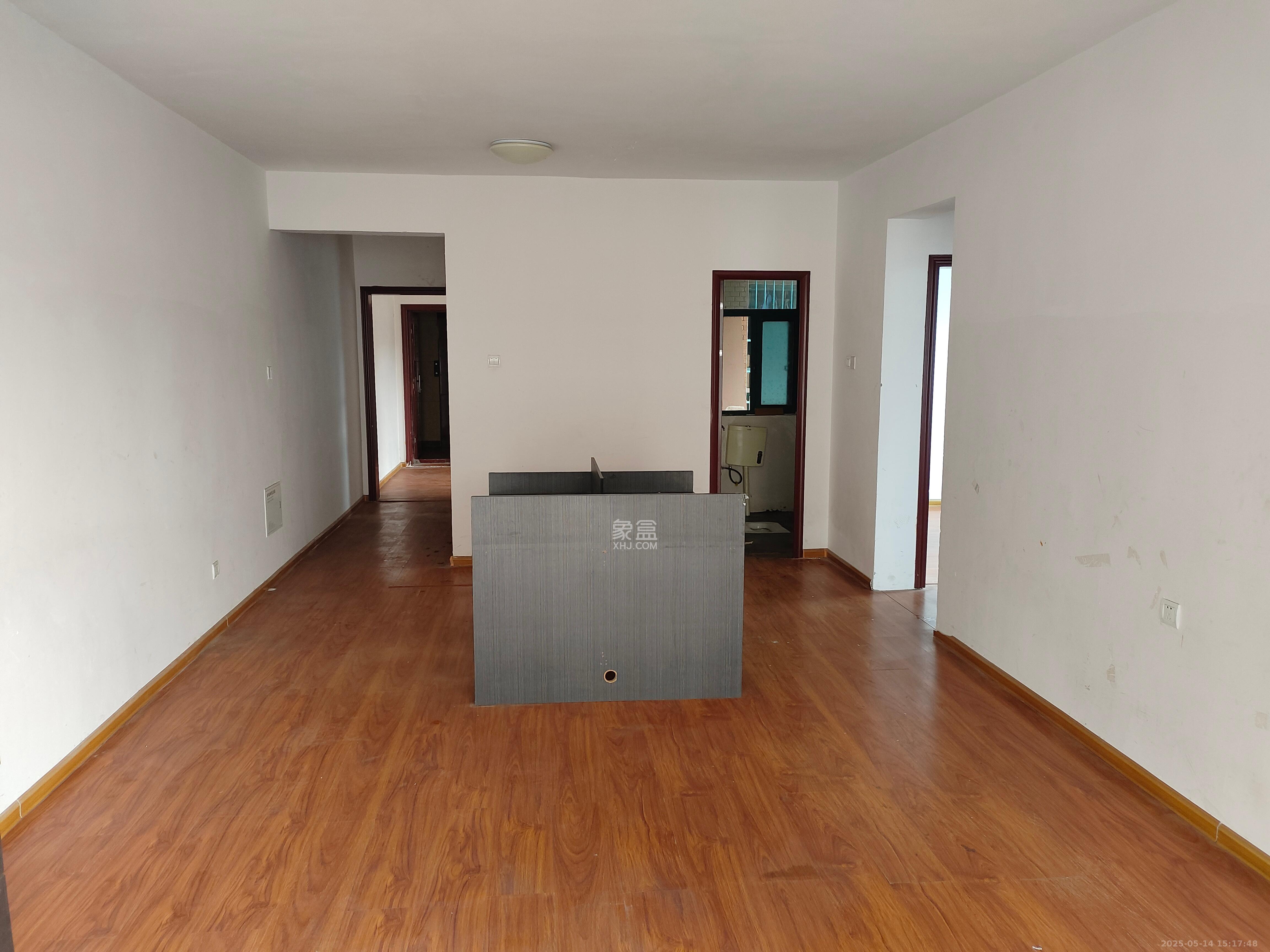 才子佳郡 3室2厅1卫 1500.0元/月 才子佳郡 3室2厅1卫 1500.0元/月室内图