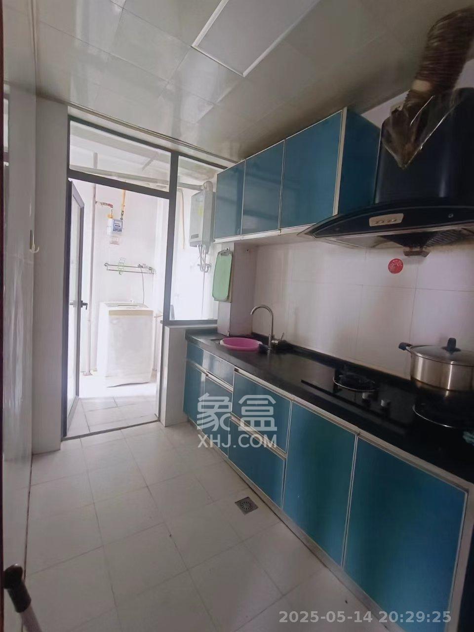 湘域中央  2室1厅1卫    3200.0元/月室内图