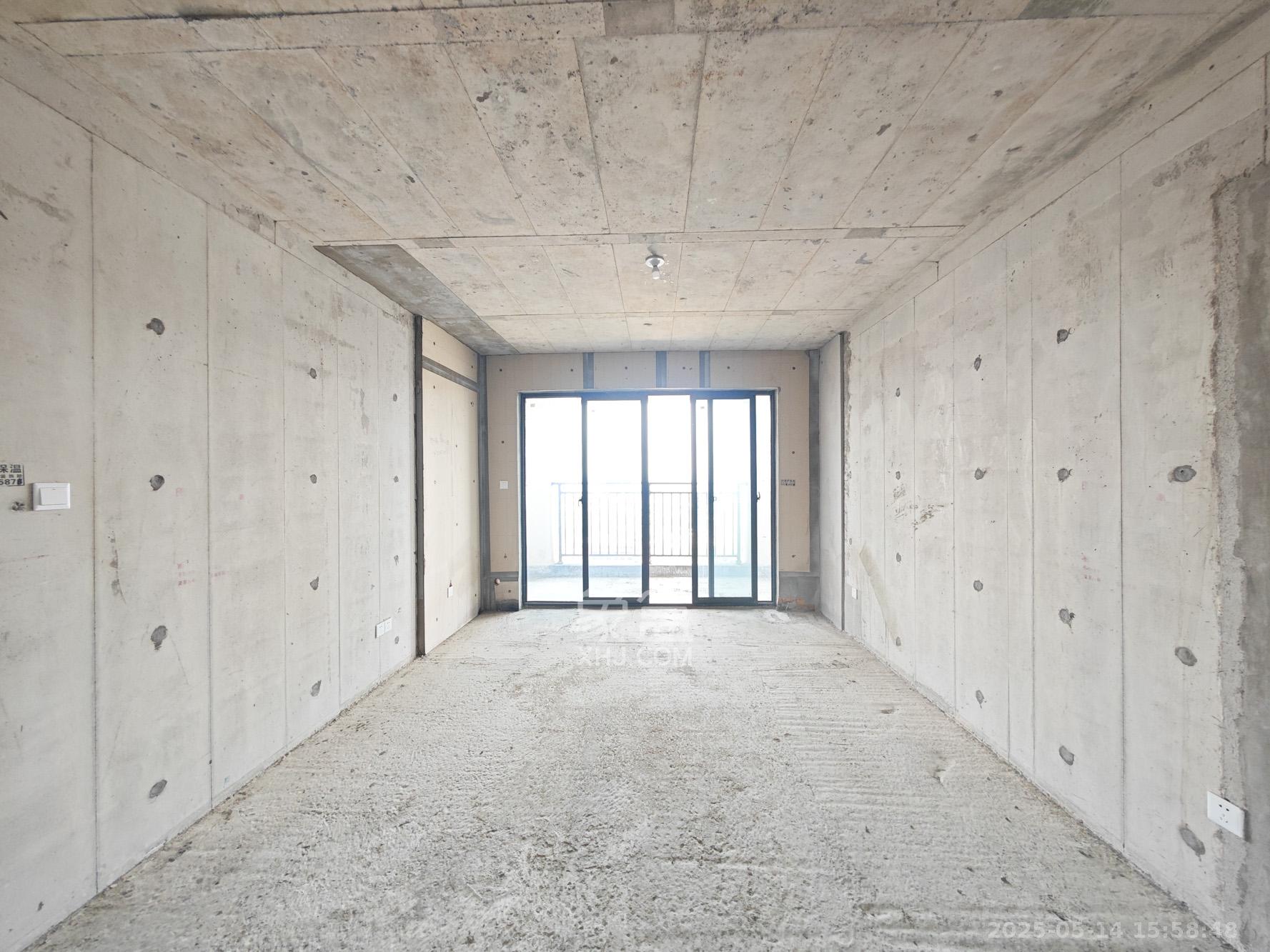 星发东宸花园 3室2厅2卫 72.8万 星发东宸花园 3室2厅2卫 72.8万客厅