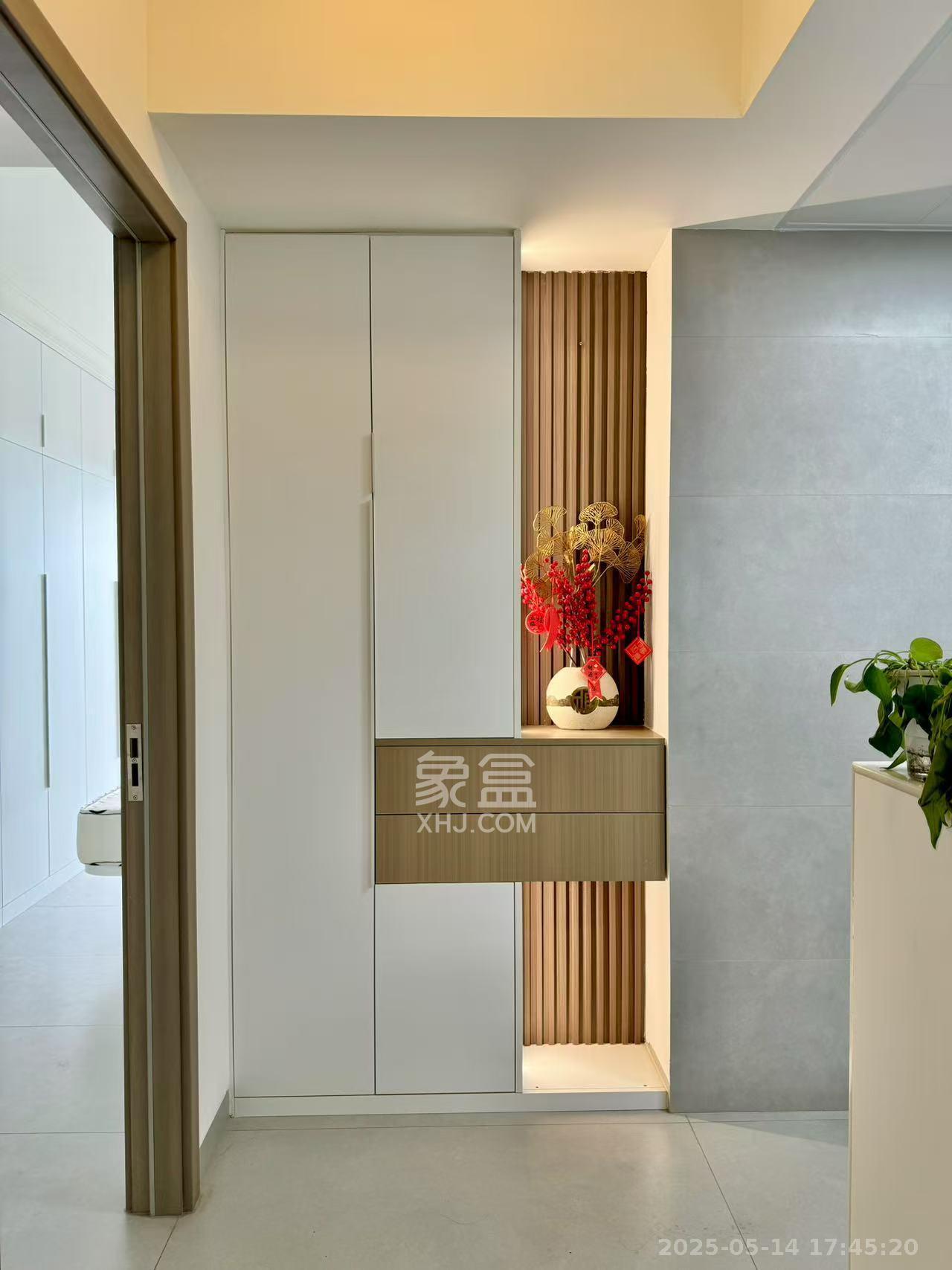 新长海广场  3室1厅1卫   2400.00元/月室内图