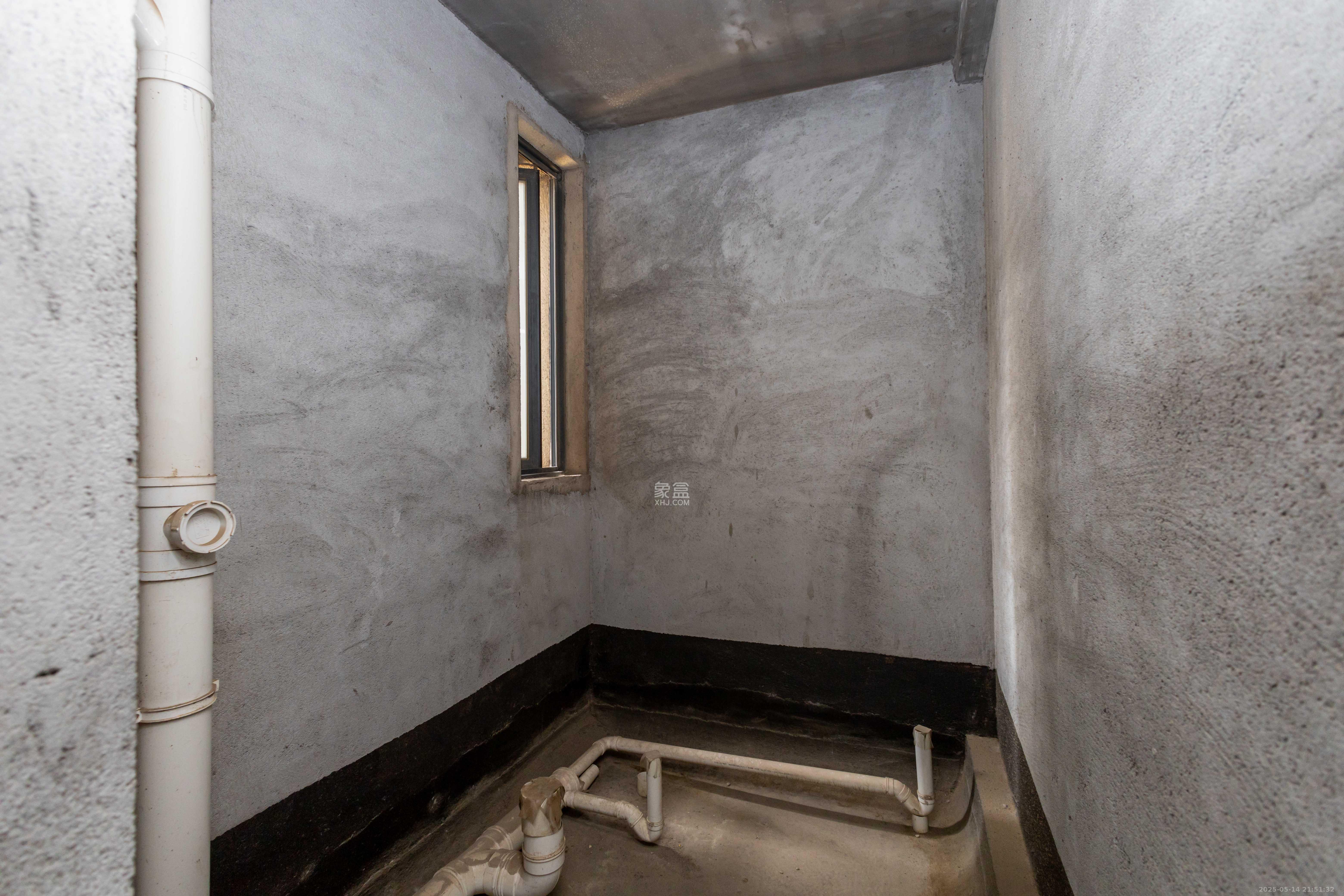 爵世名邸东湖(东湖壹号企业总部基地) 3室2厅2卫 90.8万 爵世名邸东湖(东湖壹号企业总部基地) 3室2厅2卫 90.8万卫生间