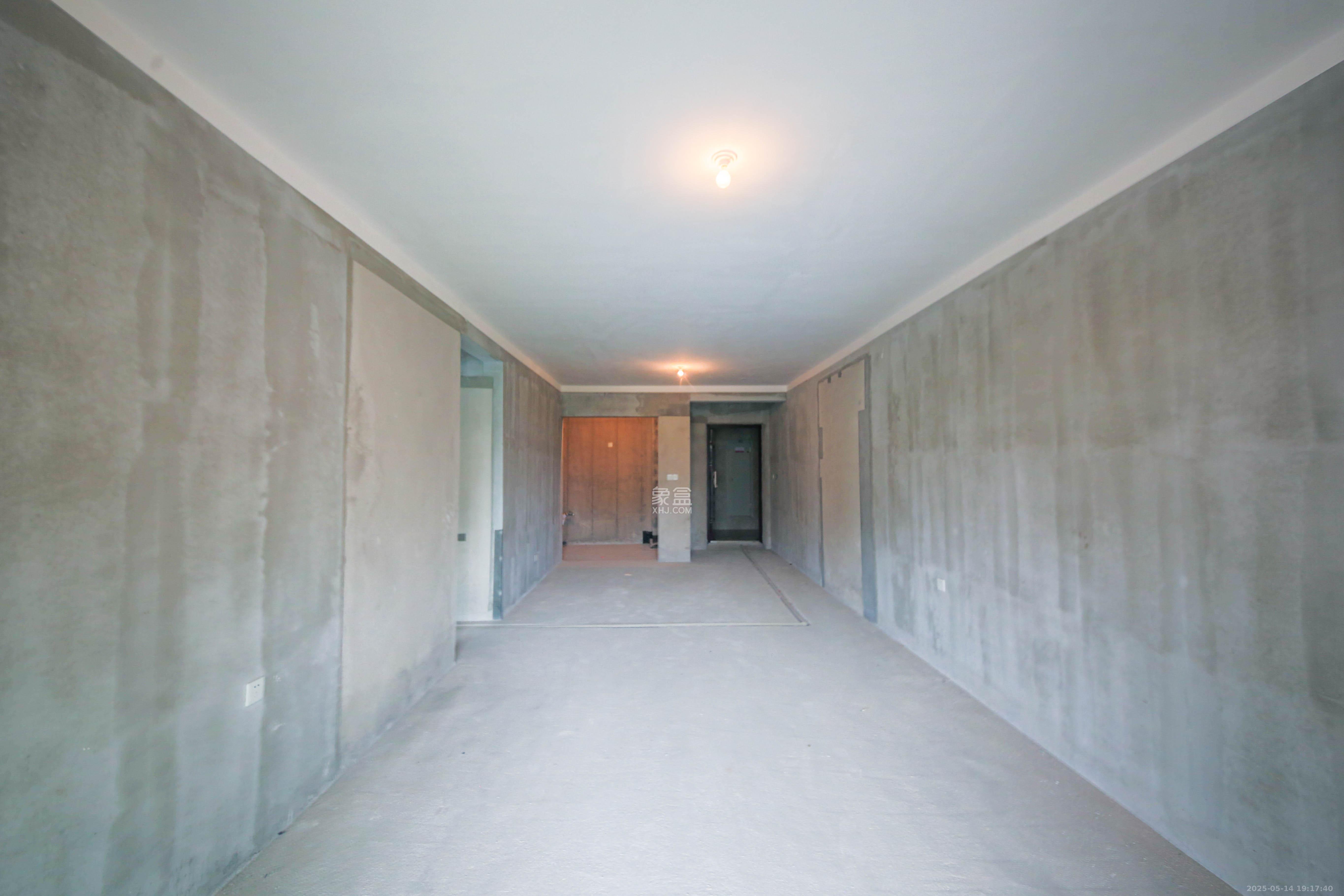 中建钰和城  3室2厅2卫   148.00万