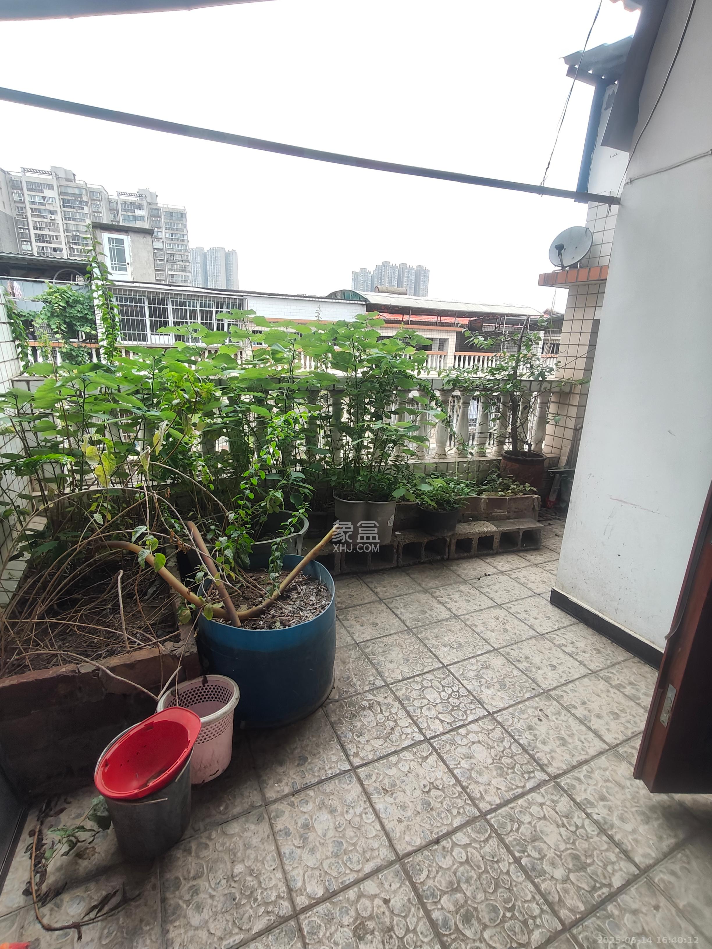 星沙汽配城（大塘村農(nóng)機(jī)市場(chǎng)）  1室2廳1衛(wèi)   700.00元/月室內(nèi)圖