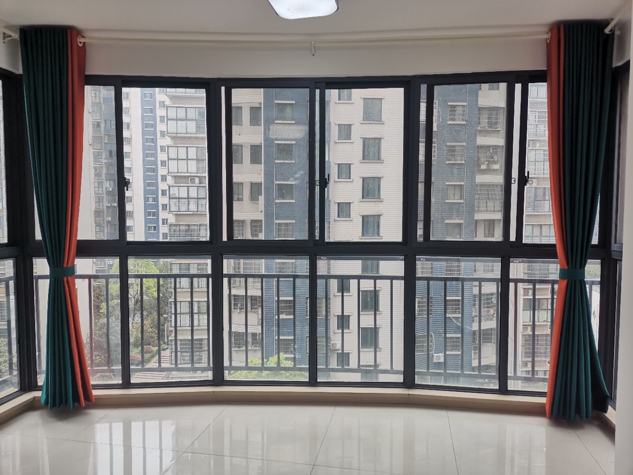 世纪嘉苑 3室2厅2卫 53.8万 世纪嘉苑 3室2厅2卫 53.8万室内图