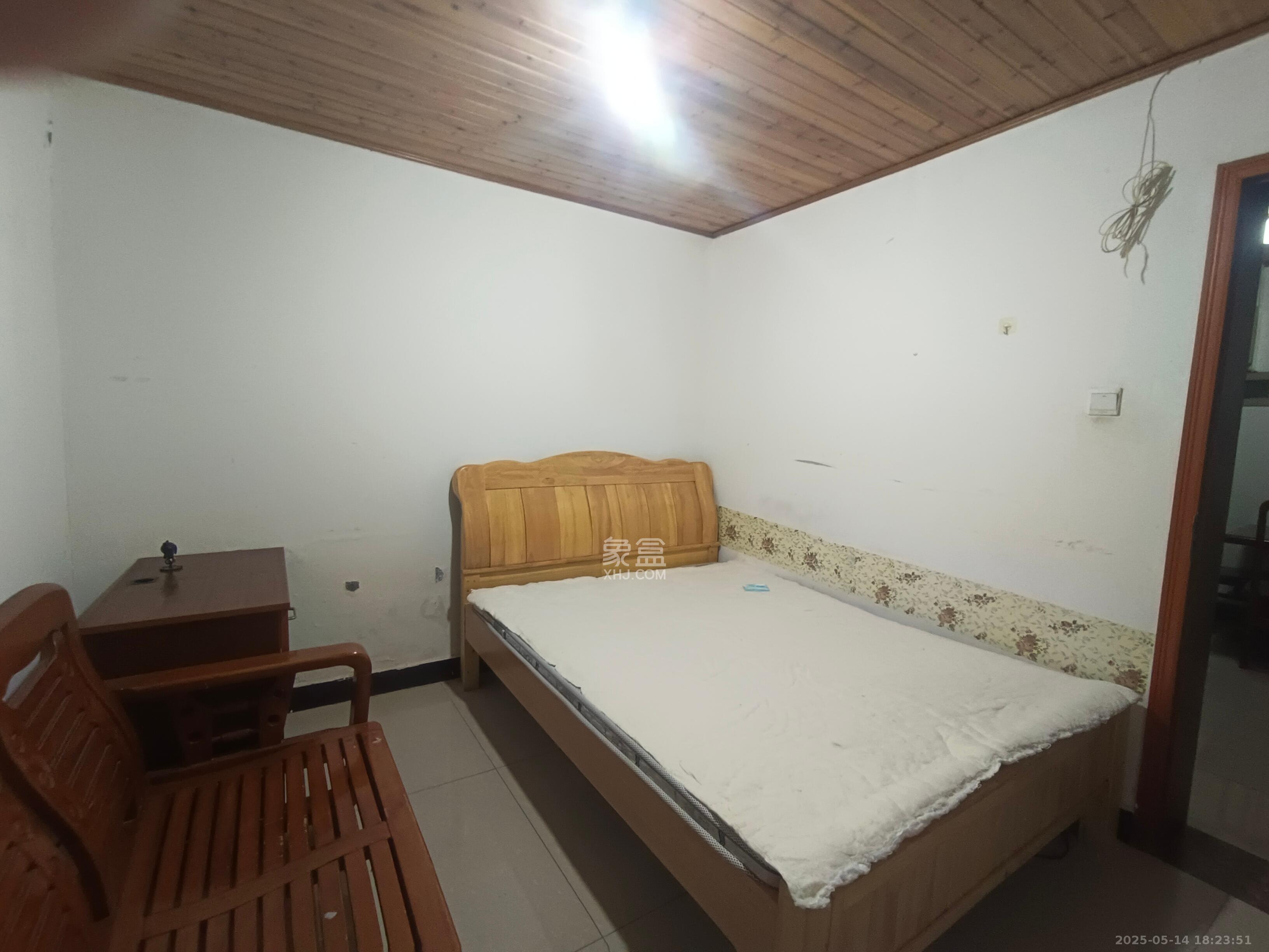 金石蓉园 1室0厅0卫 1000.0元/月 金石蓉园 1室0厅0卫 1000.0元/月室内图