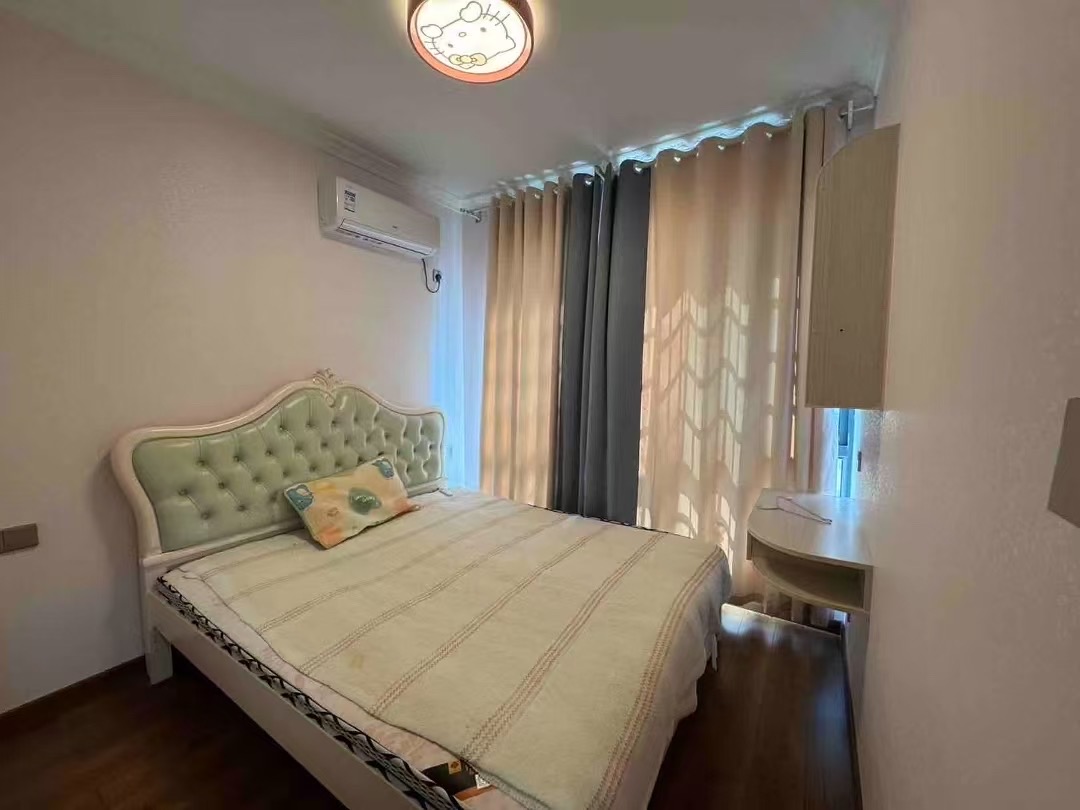 五洲锦城  3室2厅1卫    2200.0元/月 五洲锦城  3室2厅1卫    2200.0元/月室内图