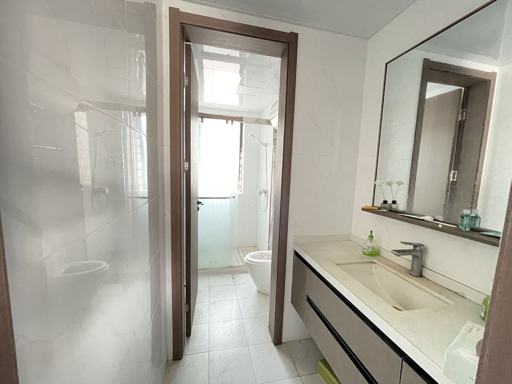 世茂秀英里 5室2厅2卫 230.0万 世茂秀英里 5室2厅2卫 230.0万室内图