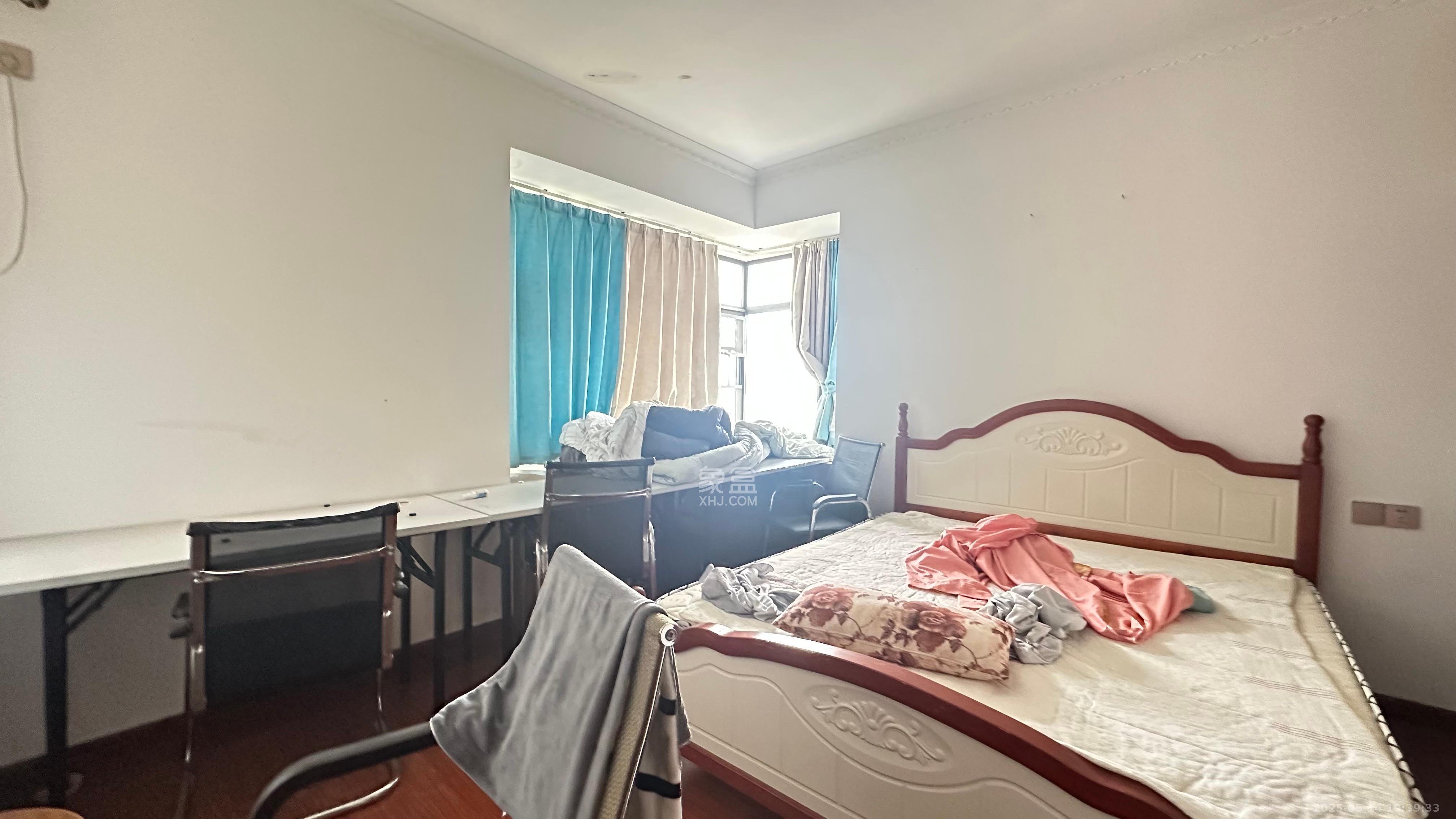 辉煌国际城二期 4室2厅1卫 3800.0元/月 辉煌国际城二期 4室2厅1卫 3800.0元/月室内图