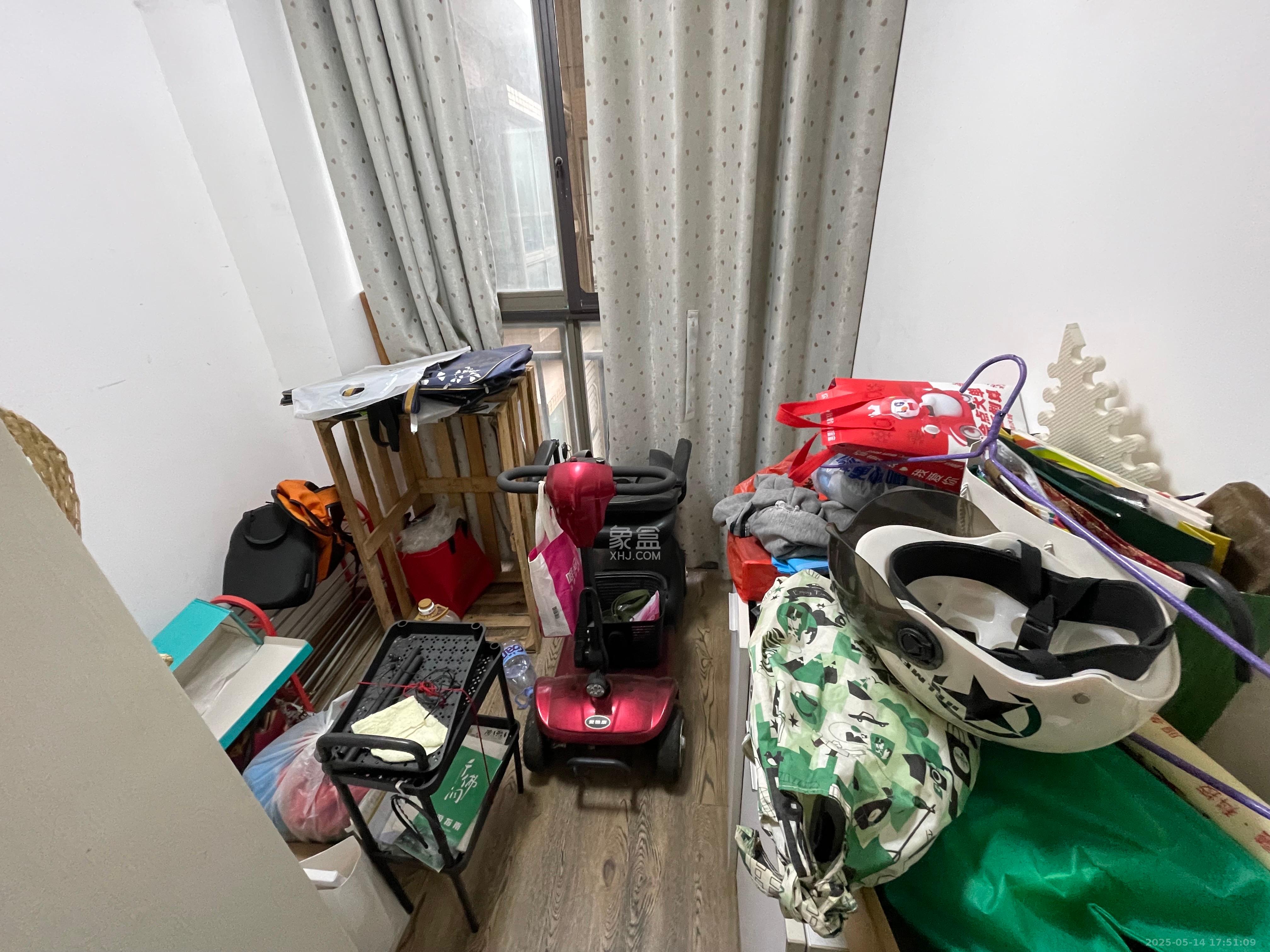 阳光晶城  2室2厅1卫   2000.00元/月室内图