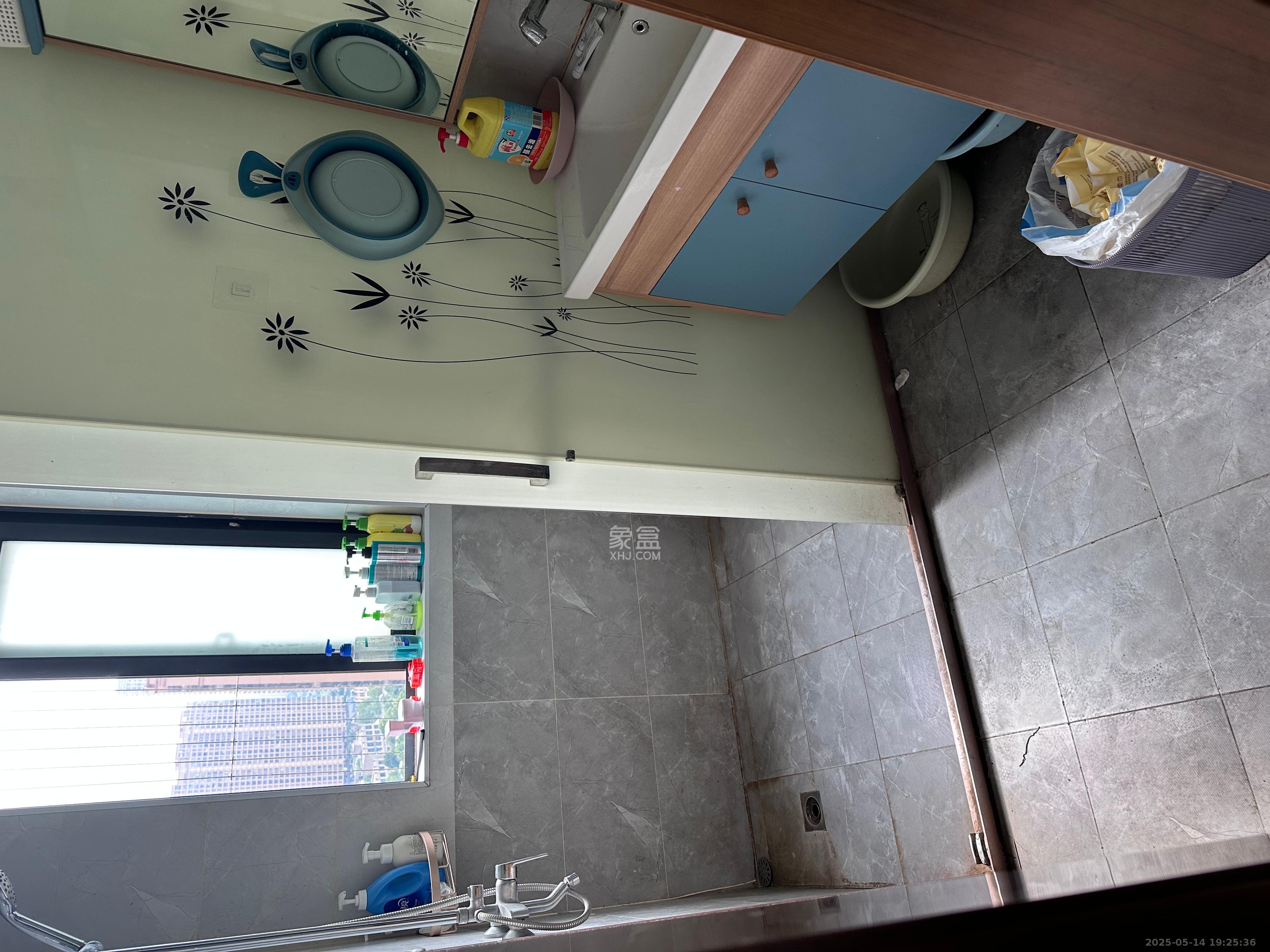 新盛珑璟台 3室2厅1卫 2000.0元/月 新盛珑璟台 3室2厅1卫 2000.0元/月室内图