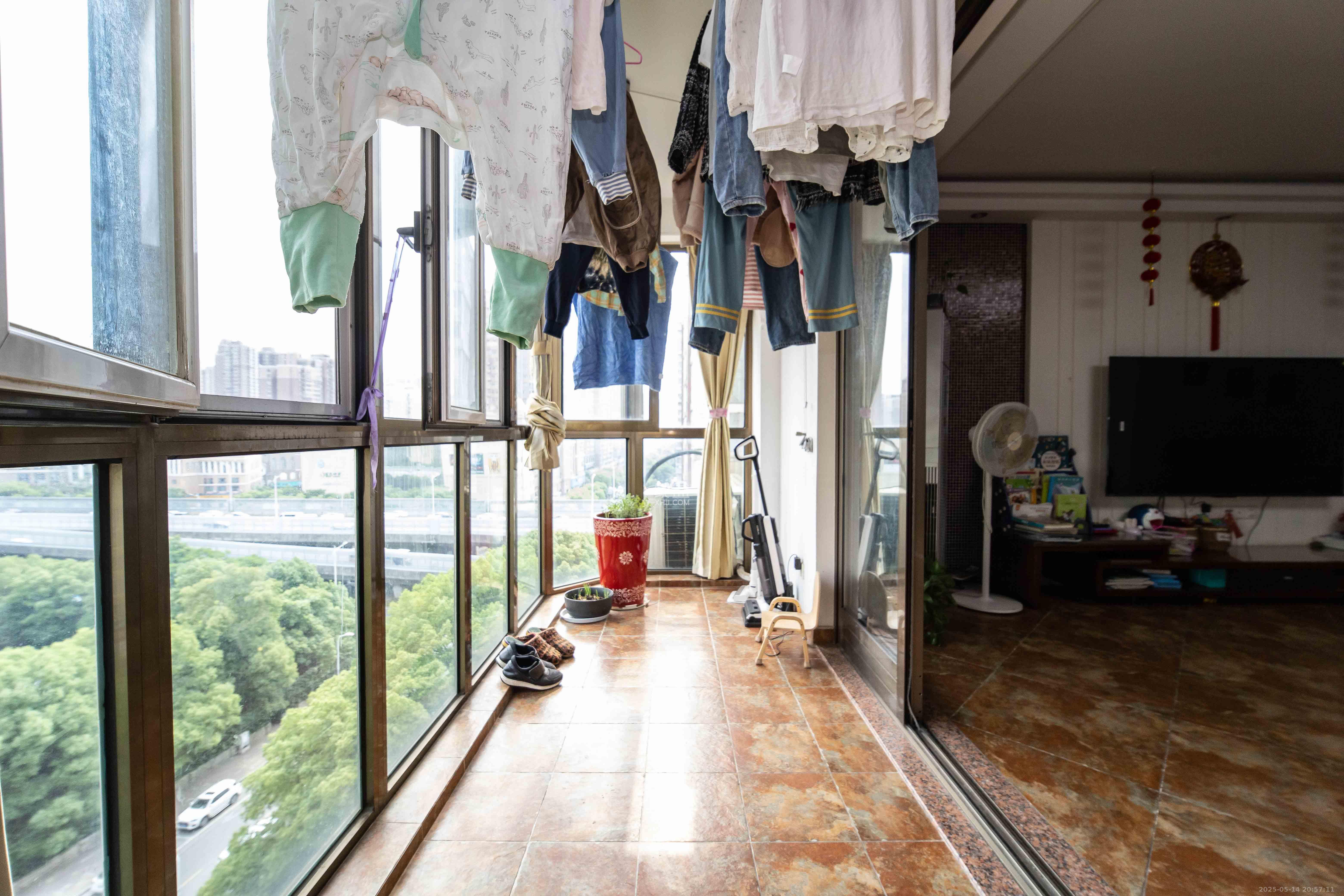 腾达家园（市交通局职工宿舍）  5室3厅2卫    5000.0元/月室内图