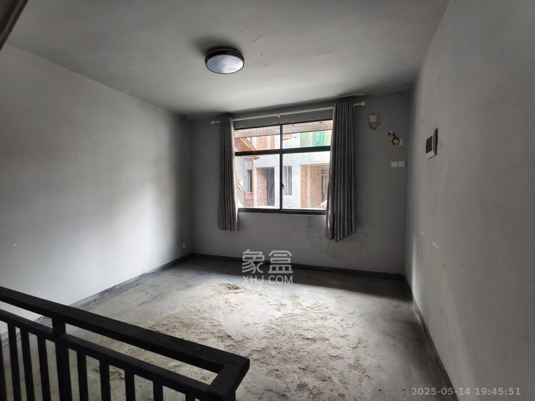 和乐街散盘  1室1厅1卫    4800.0元/月 和乐街散盘  1室1厅1卫    4800.0元/月室内图